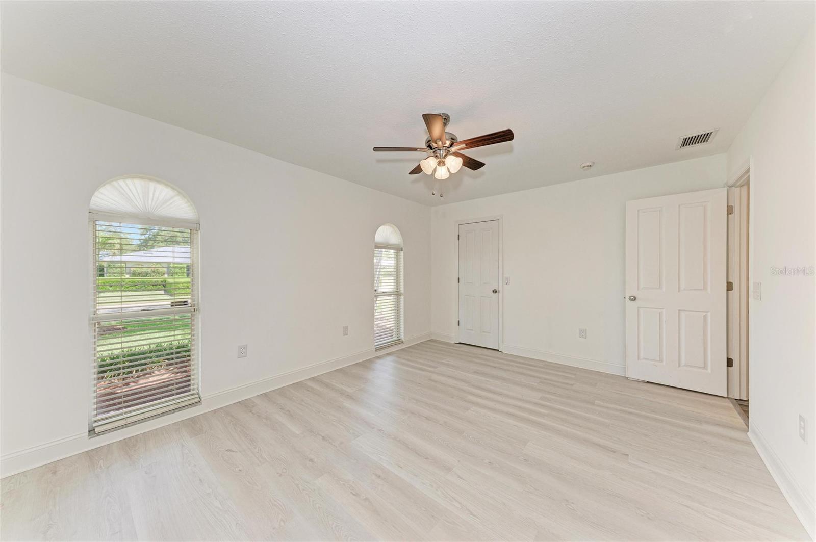 Image 41 of 59 For 6315 4th Avenue Nw