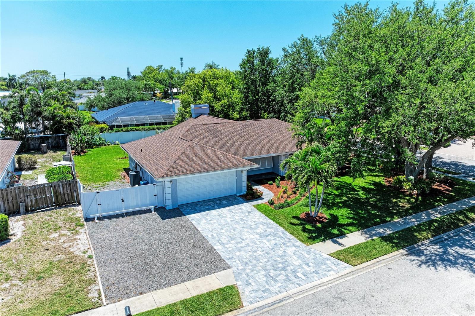 Image 5 of 59 For 6315 4th Avenue Nw