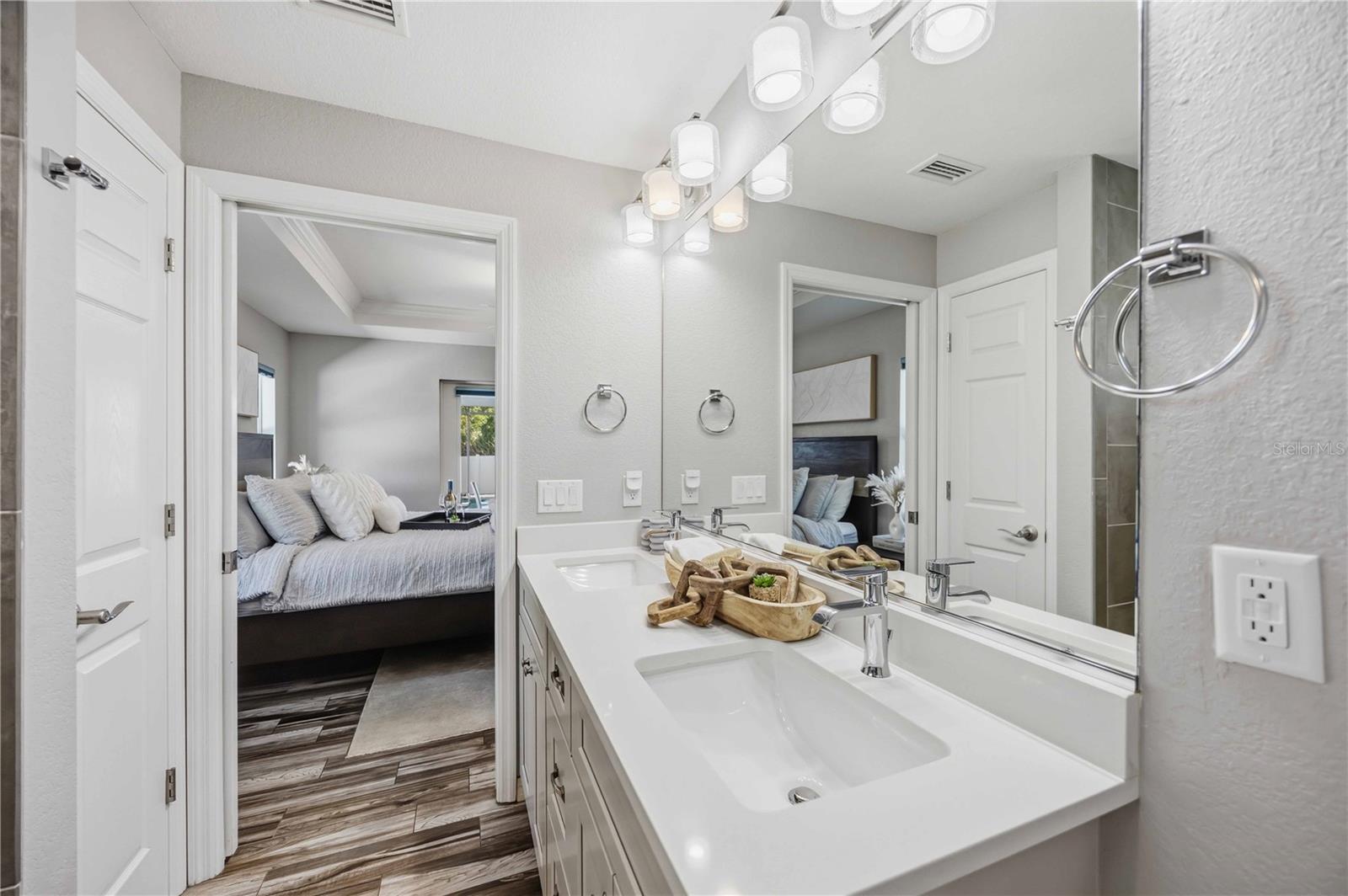 Image 19 of 74 For 13453 Abutilon Lane