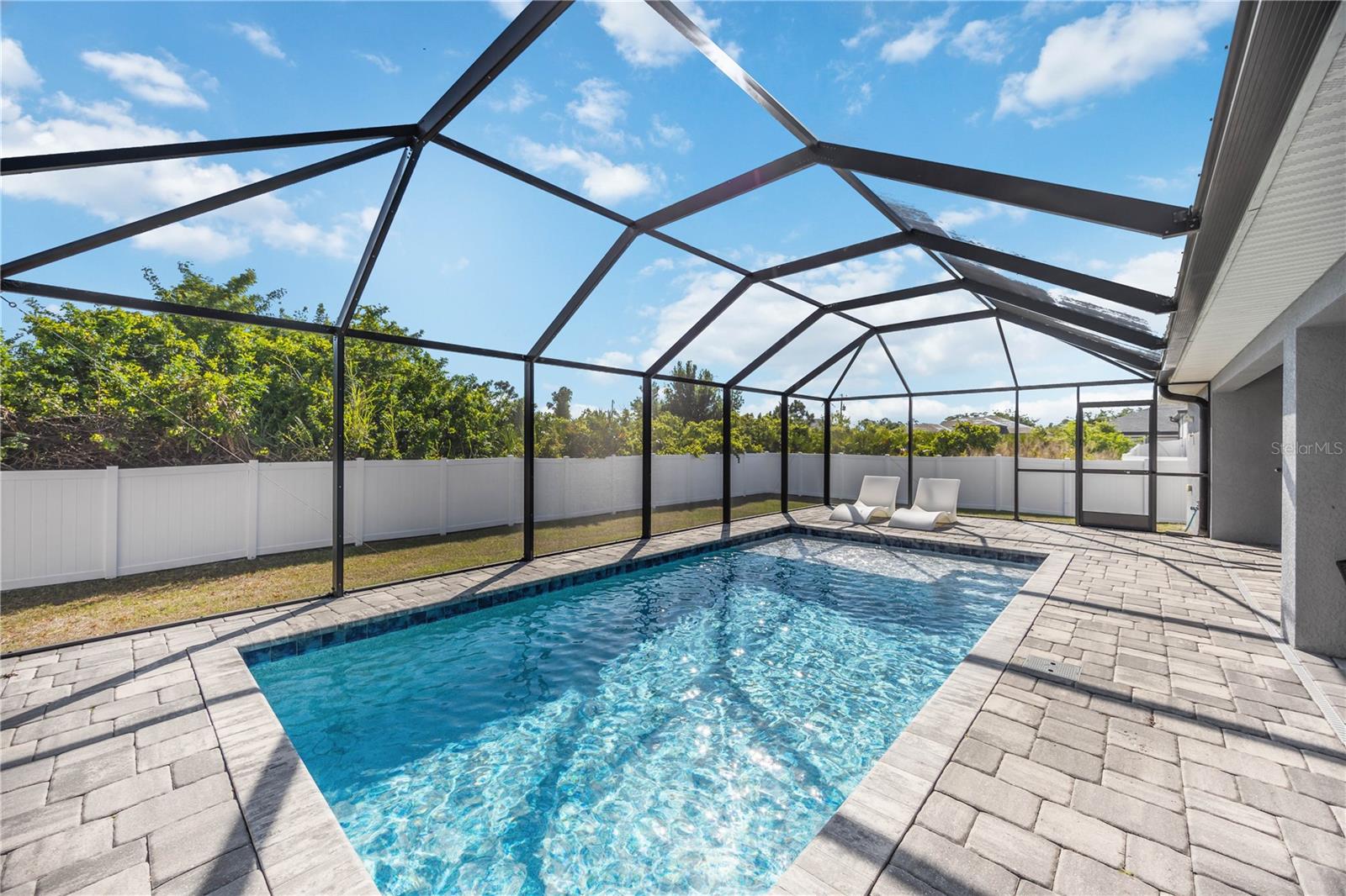 Image 72 of 74 For 13453 Abutilon Lane