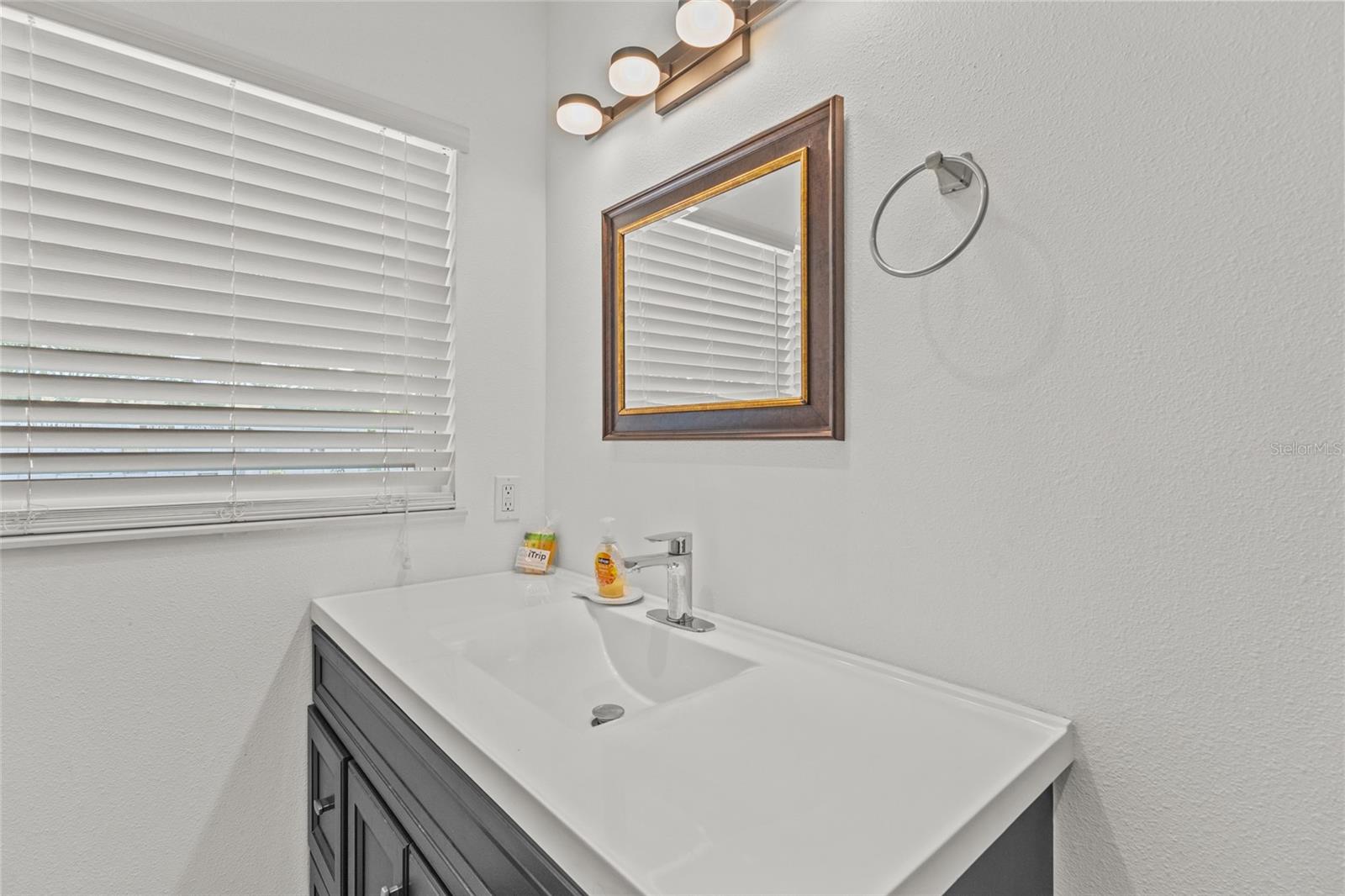 Image 19 of 40 For 2082 Orchid Street