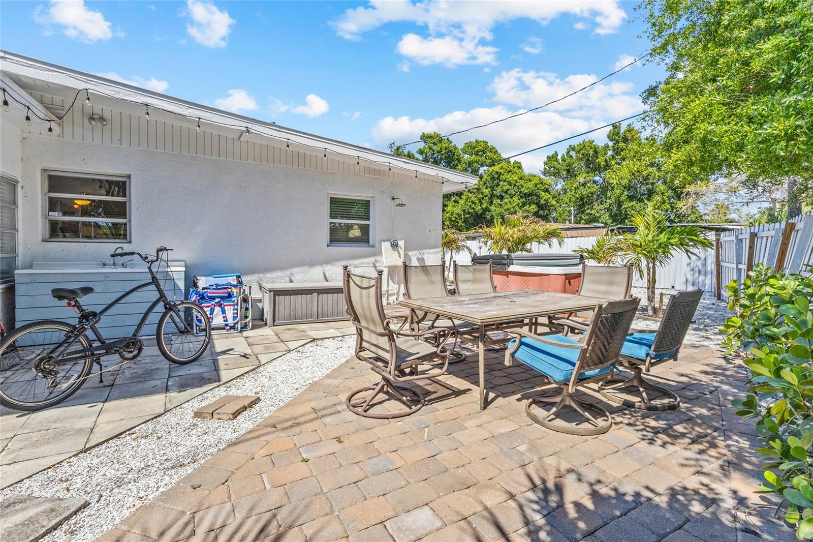 Image 27 of 40 For 2082 Orchid Street