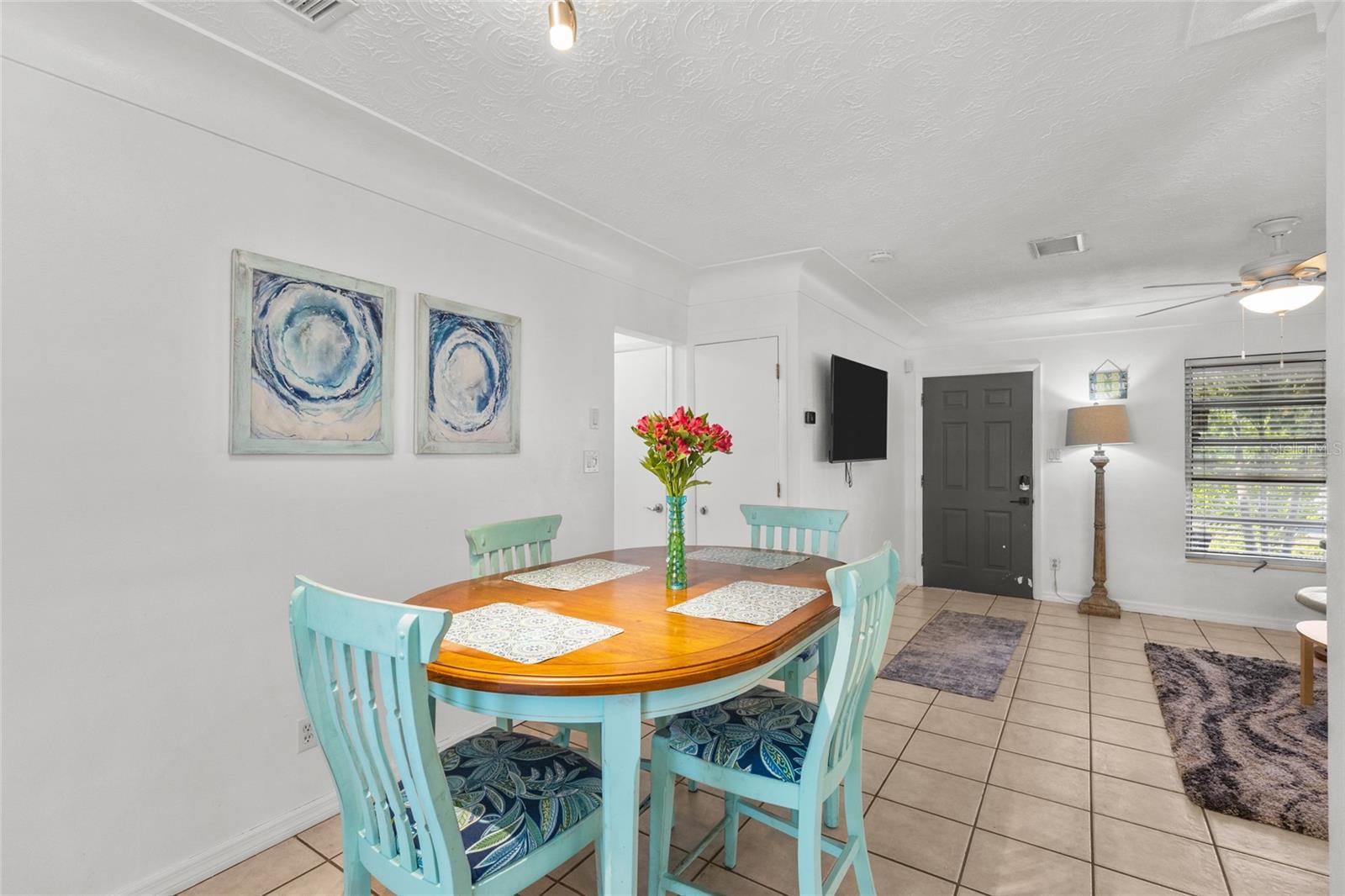 Image 9 of 40 For 2082 Orchid Street