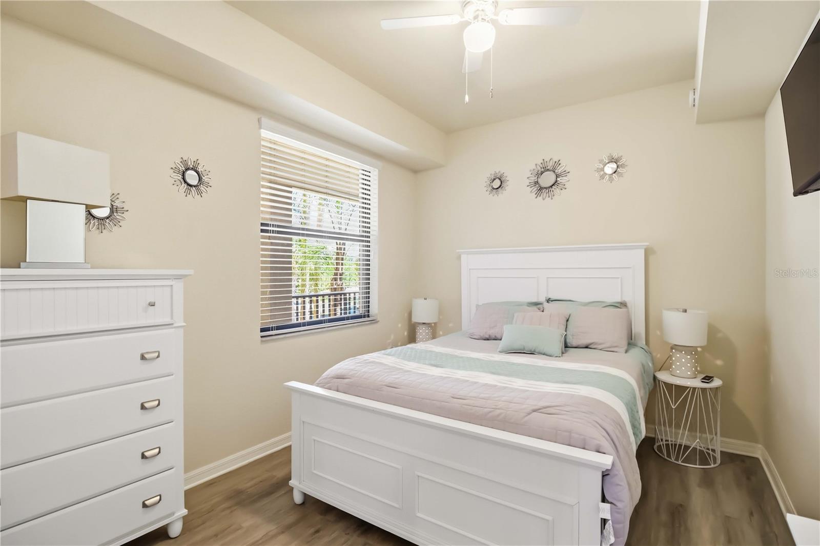 Image 22 of 43 For 7019 River Hammock Drive 202