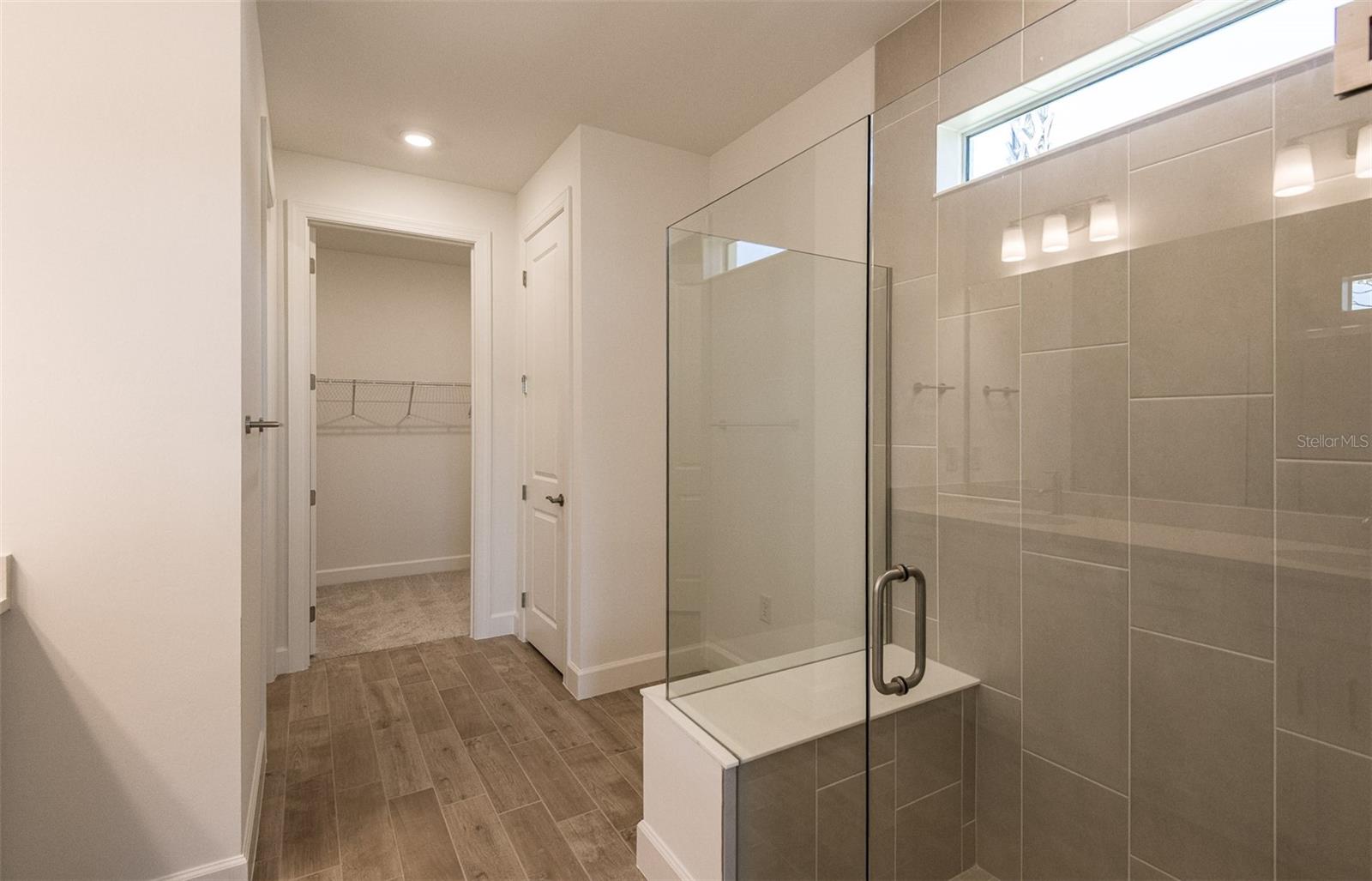 Image 17 of 26 For 6957 Honeybell Drive