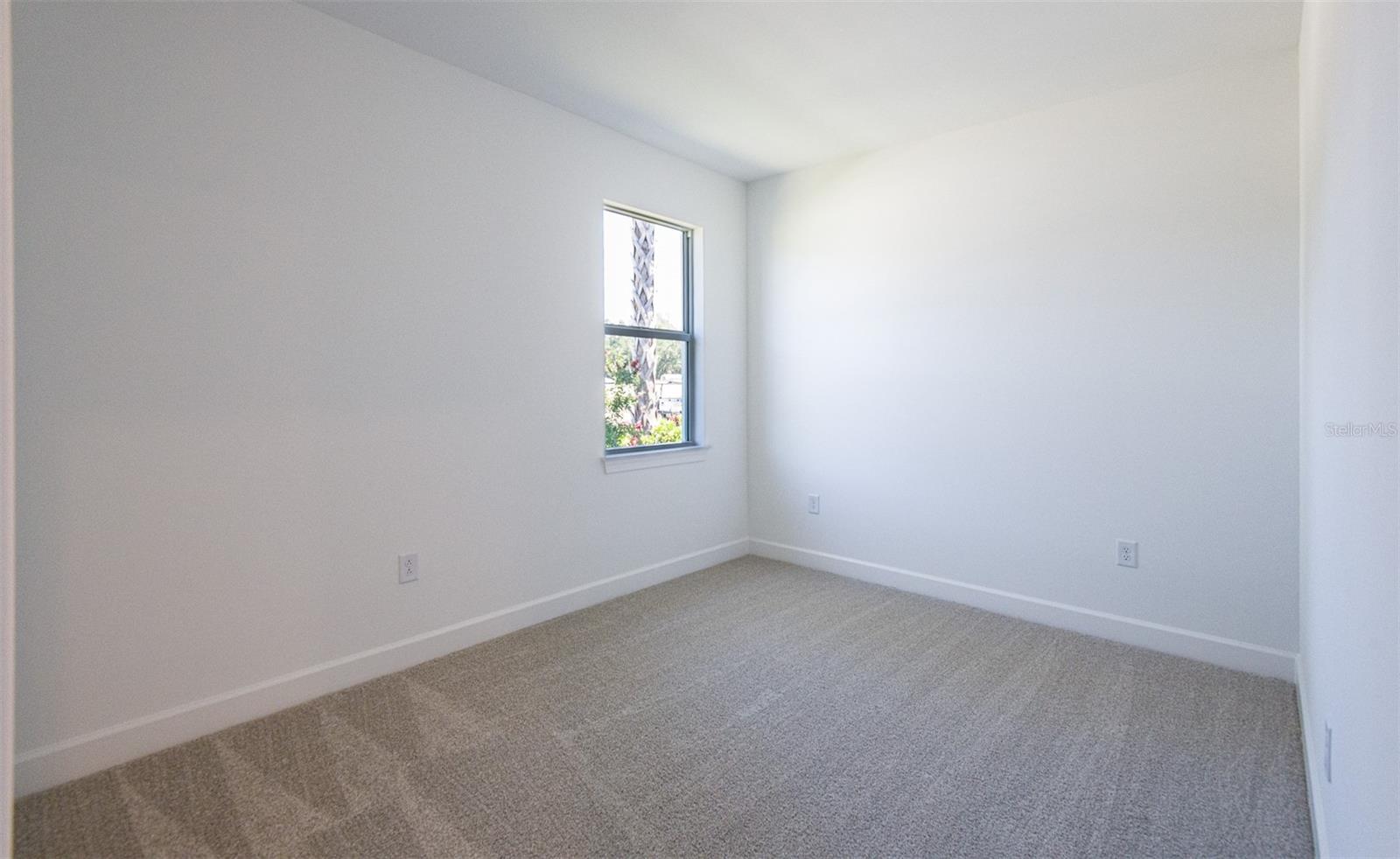 Image 6 of 26 For 6957 Honeybell Drive