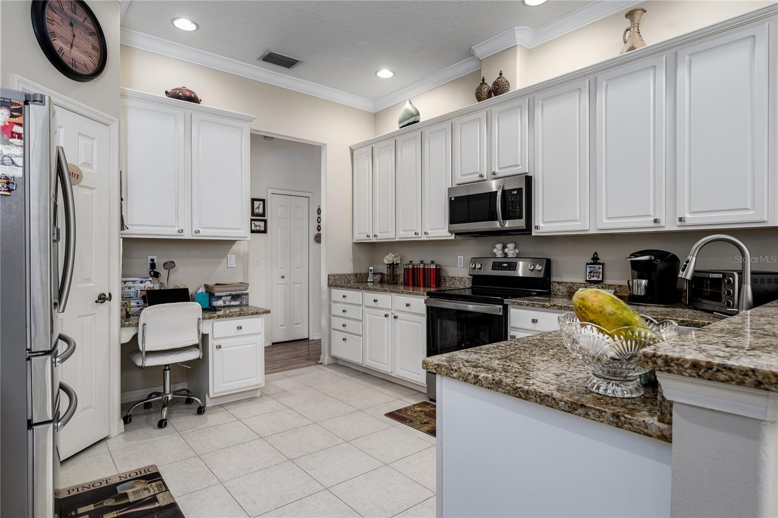 Image 16 of 36 For 11220 28th Street Circle E