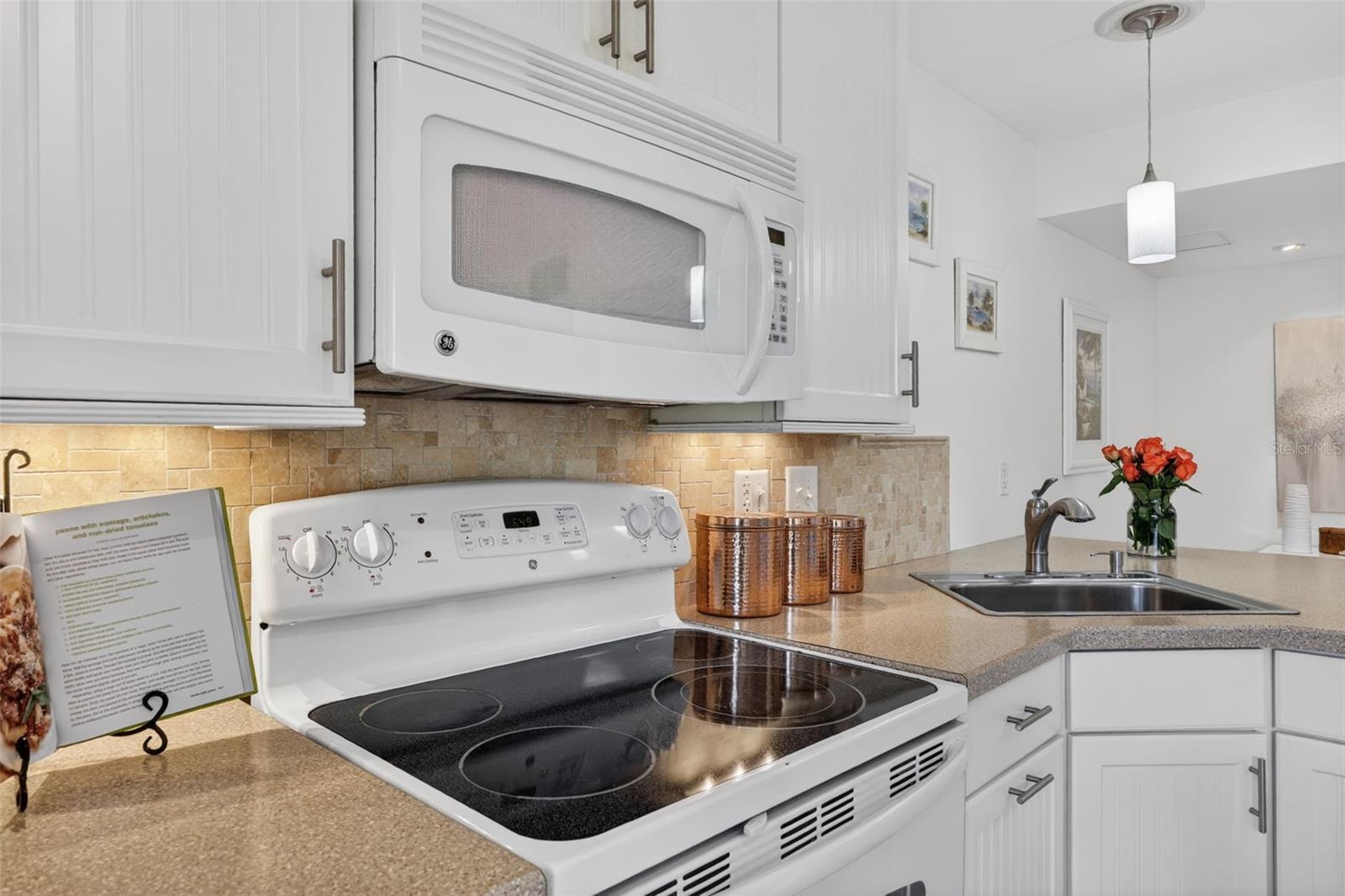 Image 13 of 48 For 3061 Quail Hollow # 35