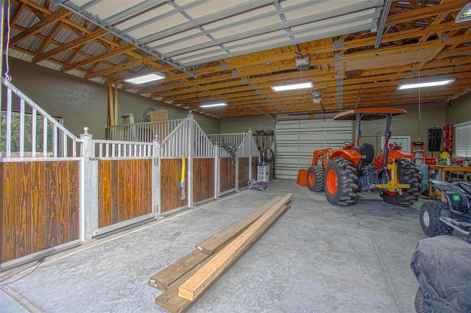 Image 38 of 48 For 2015 Hawk Haven Trail