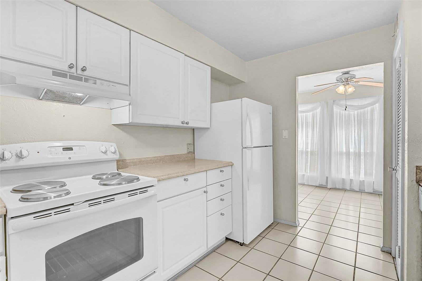 Image 13 of 38 For 4388 Rayfield Drive 4388