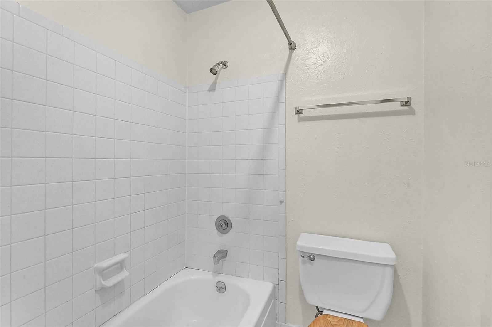 Image 25 of 38 For 4388 Rayfield Drive 4388