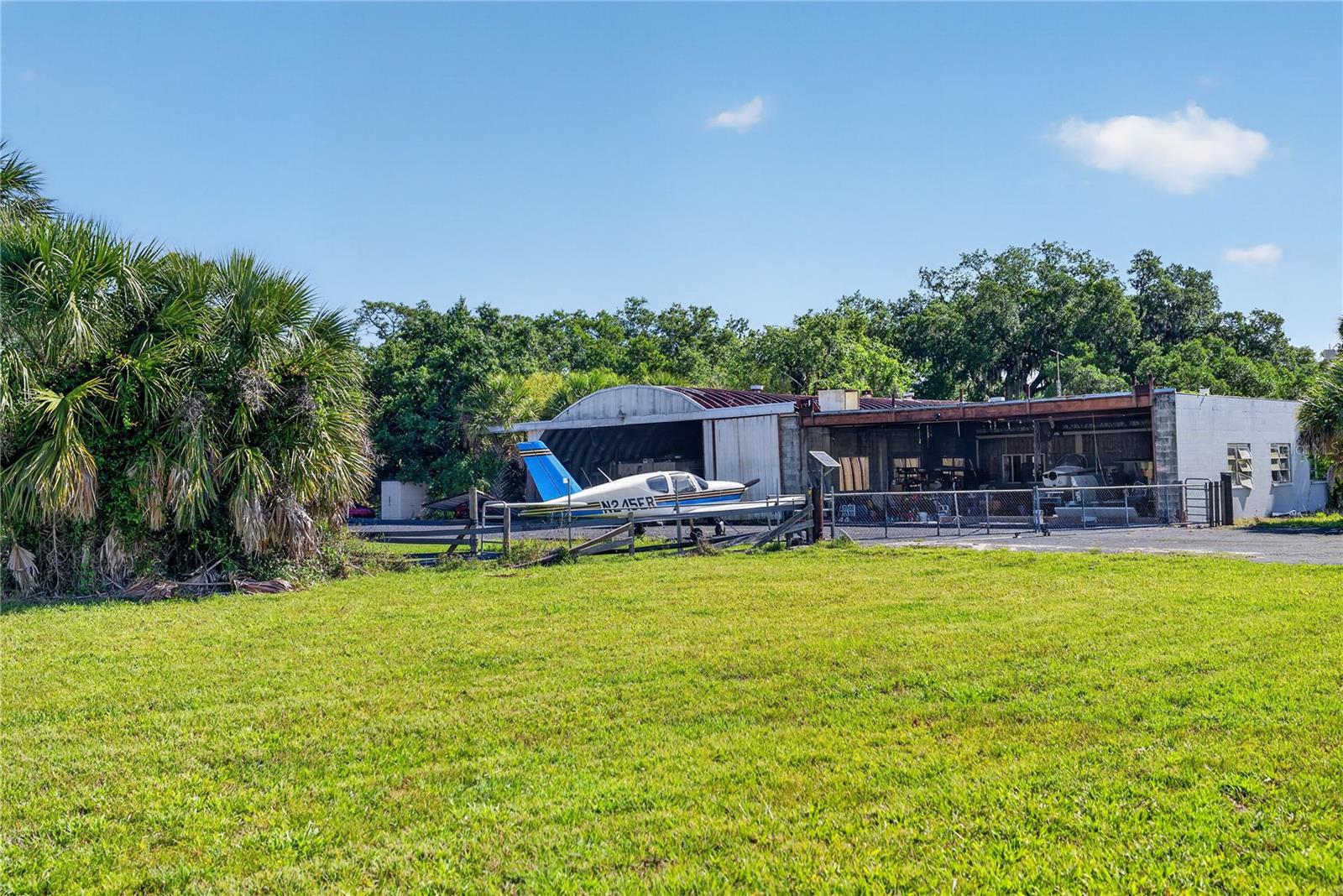 Image 23 of 45 For 3711 Hidden River Road