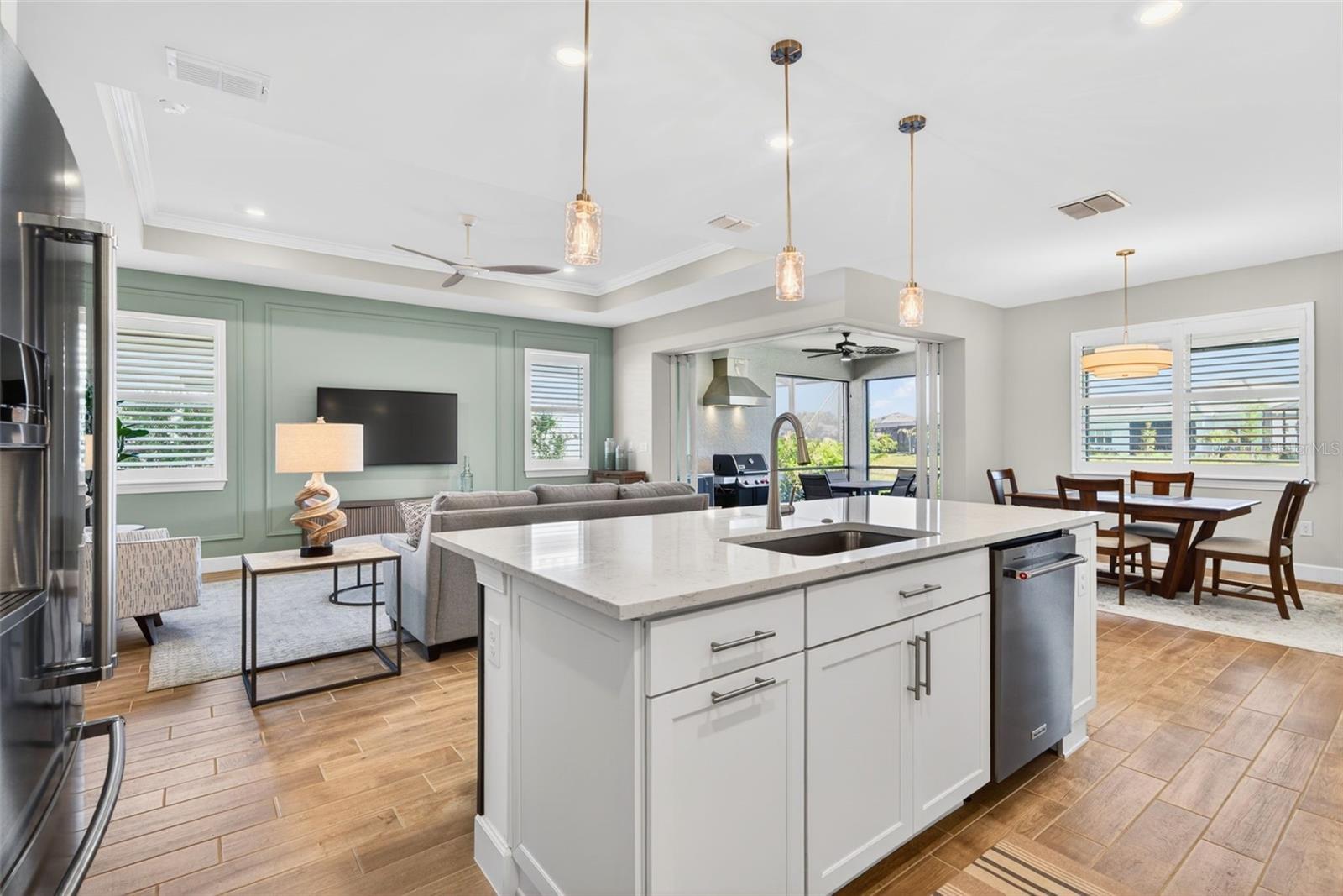 Image 21 of 100 For 10264 Beach Dune Drive