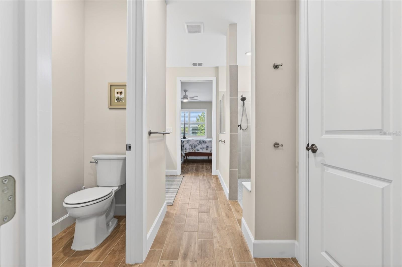 Image 29 of 100 For 10264 Beach Dune Drive