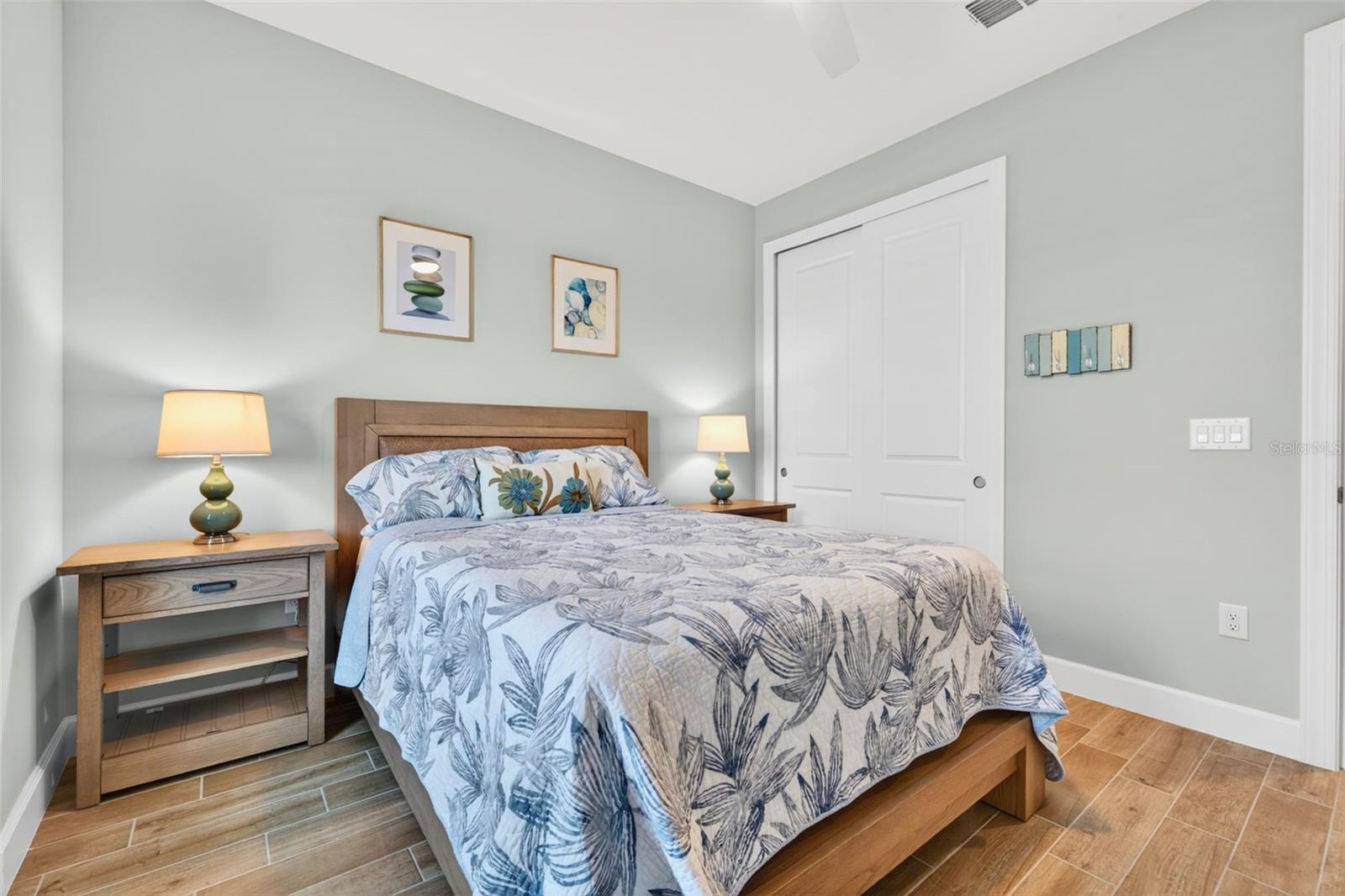 Image 31 of 100 For 10264 Beach Dune Drive