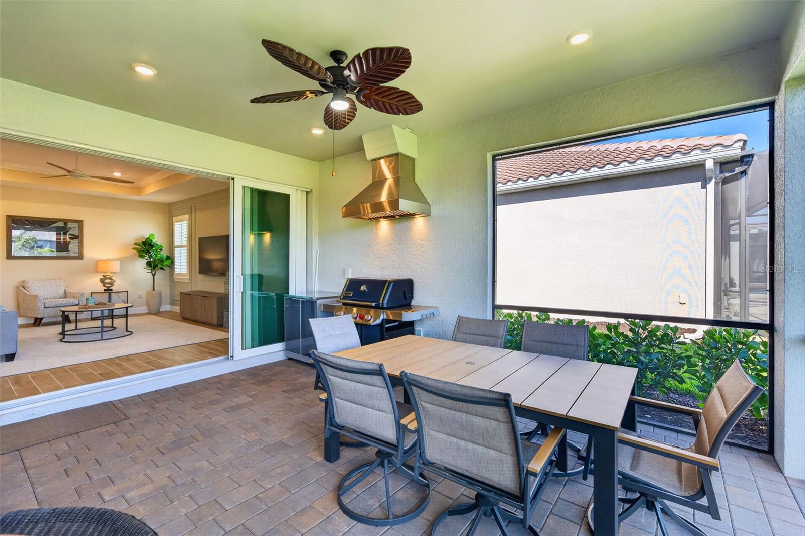 Image 41 of 100 For 10264 Beach Dune Drive