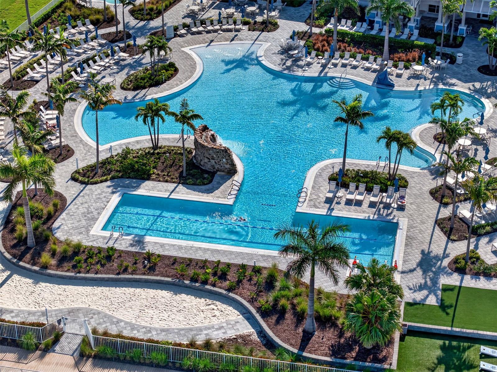 Image 63 of 100 For 10264 Beach Dune Drive