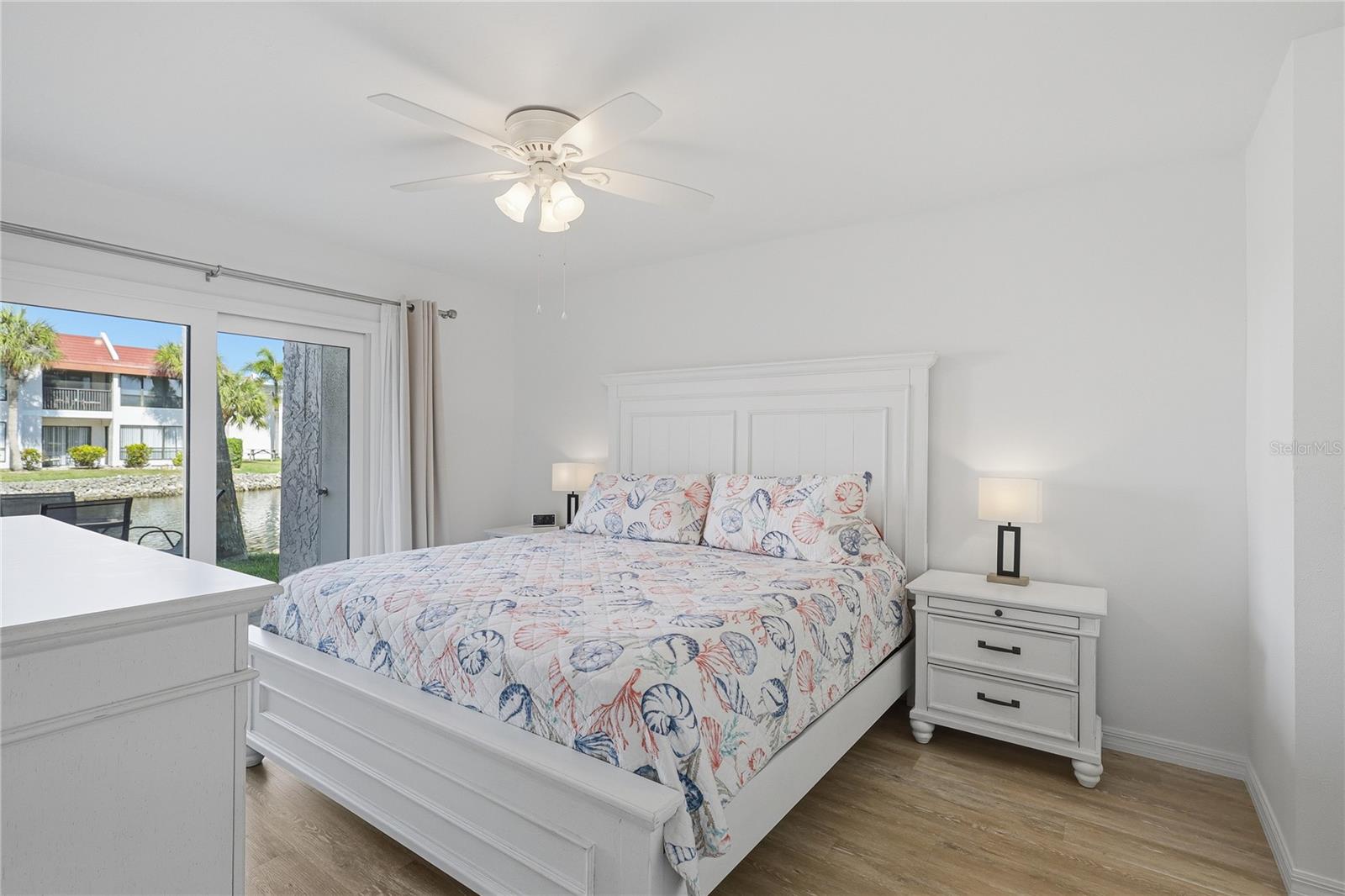 Image 14 of 36 For 1801 Gulf Drive N 183