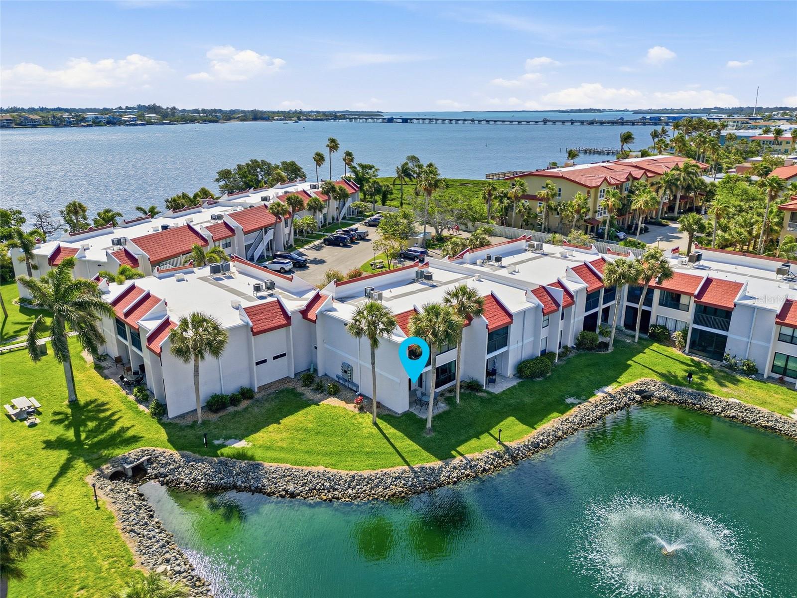 Image 22 of 36 For 1801 Gulf Drive N 183