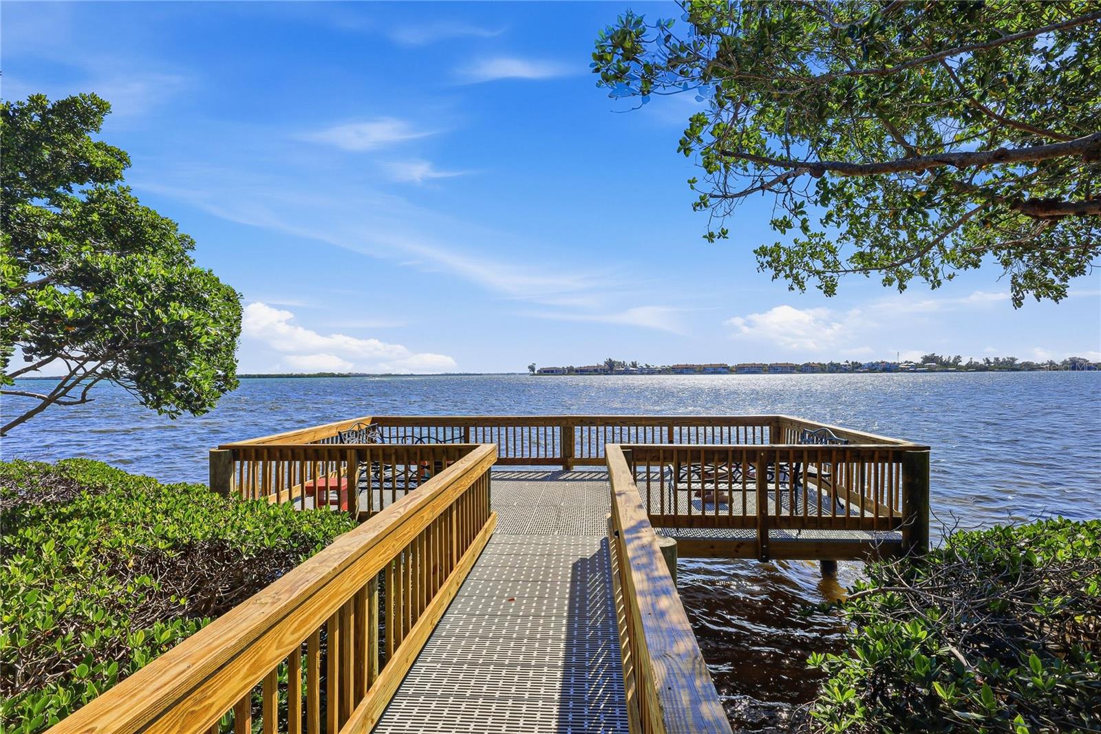 Image 35 of 36 For 1801 Gulf Drive N 183