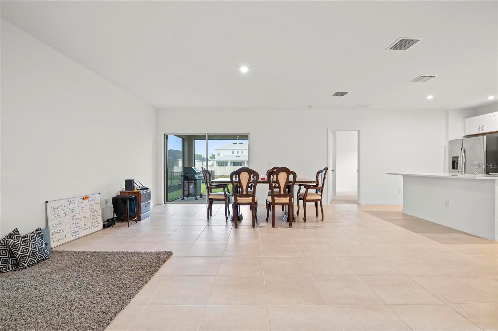 Image 10 of 38 For 6305 Springmont Loop