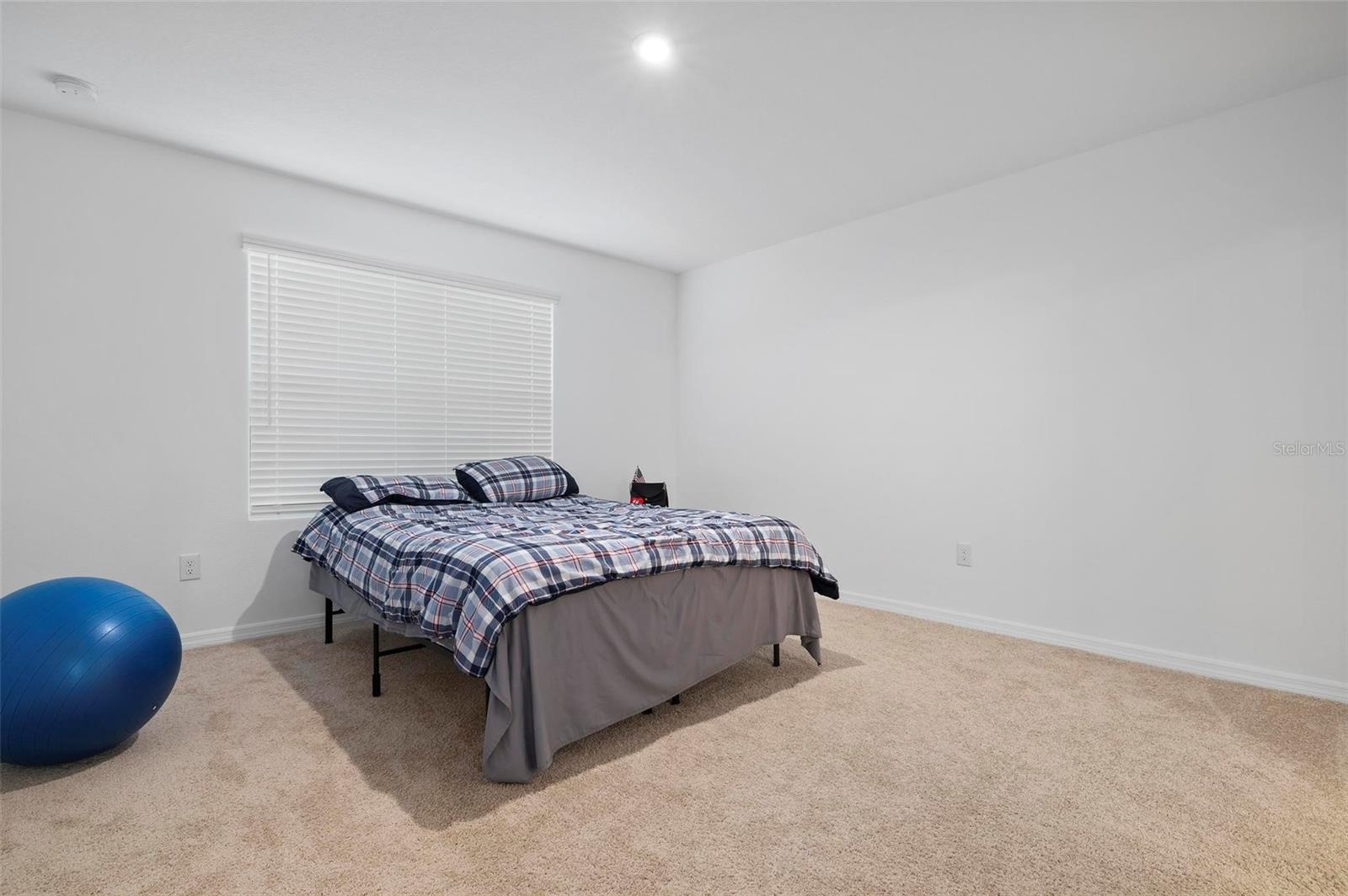 Image 14 of 38 For 6305 Springmont Loop