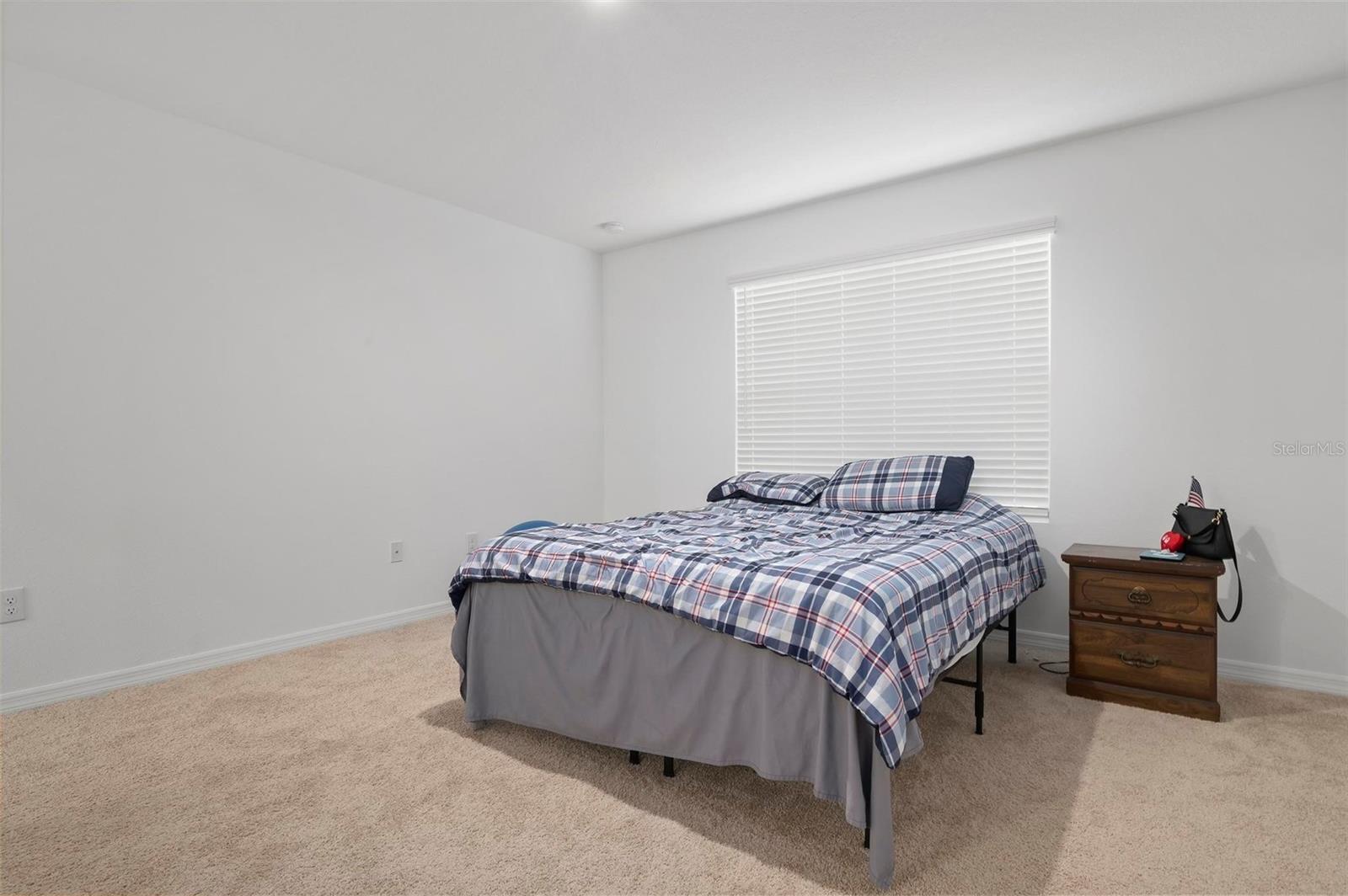 Image 15 of 38 For 6305 Springmont Loop