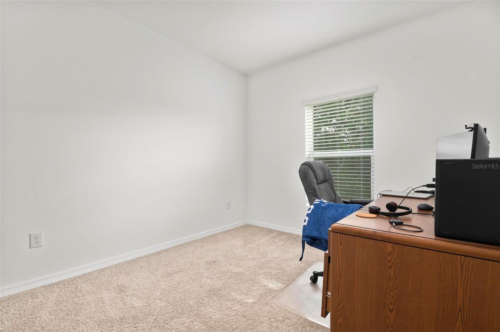 Image 19 of 38 For 6305 Springmont Loop