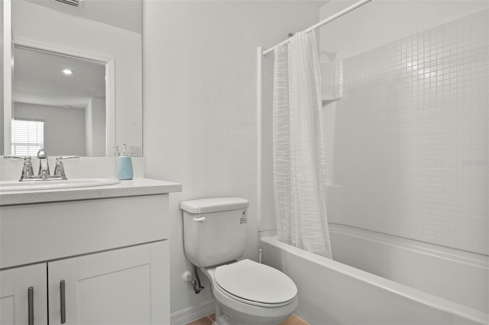 Image 30 of 38 For 6305 Springmont Loop