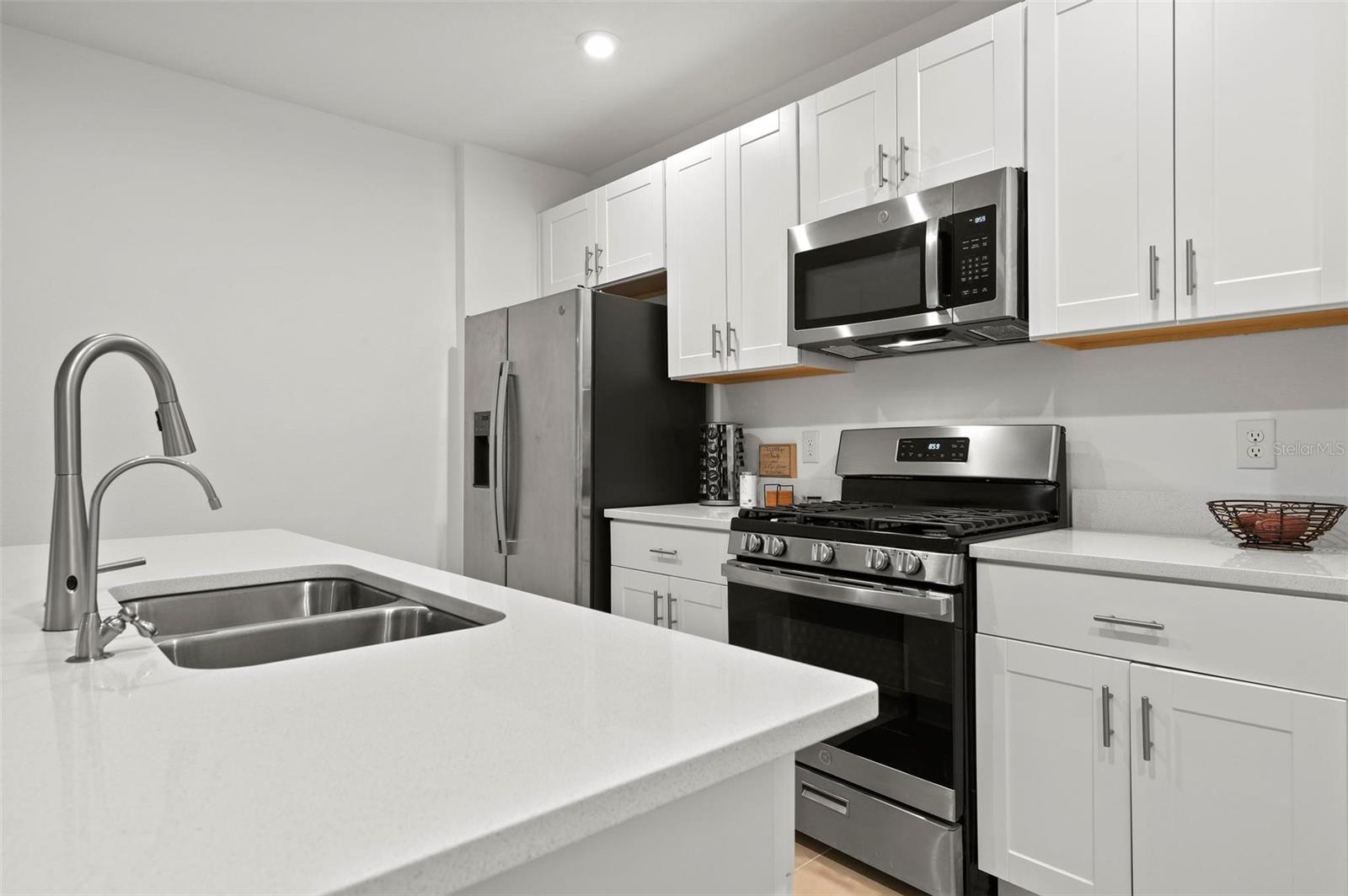 Image 7 of 38 For 6305 Springmont Loop