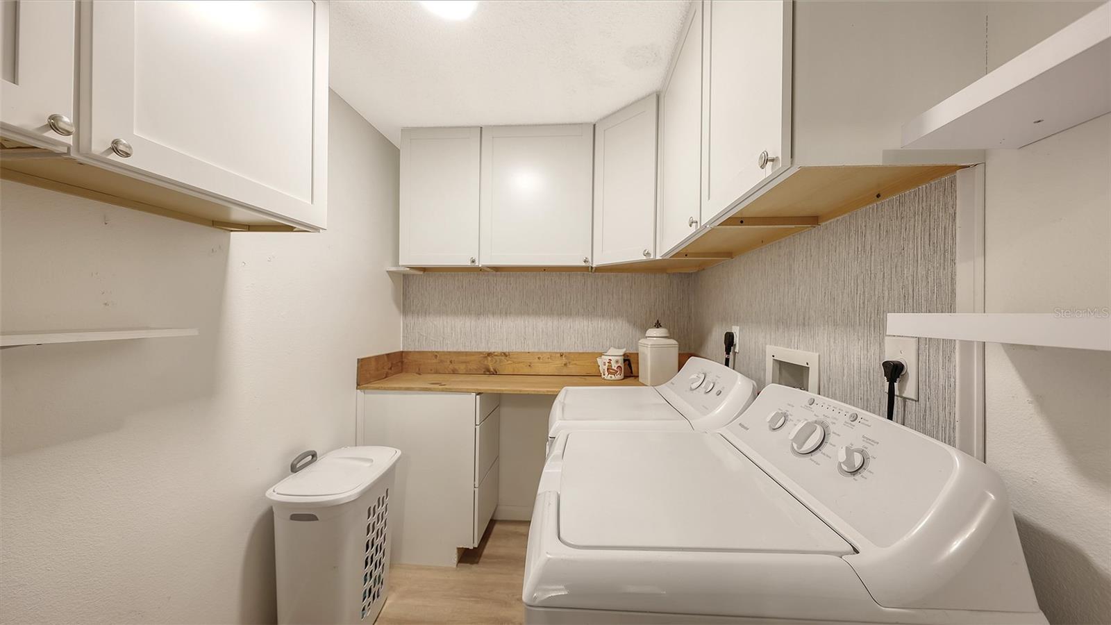 Image 21 of 35 For 2243 Lockwood Meadows Drive