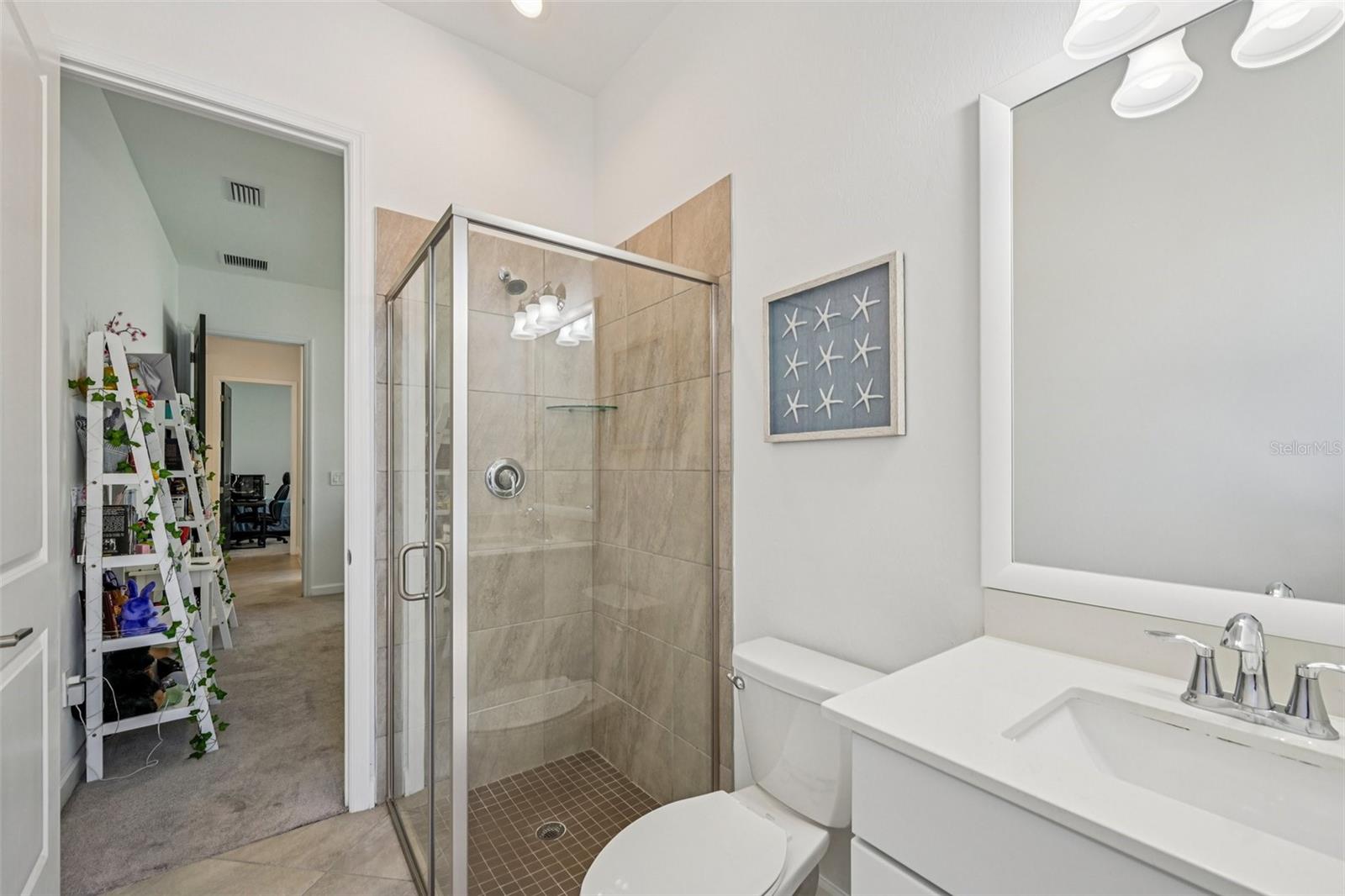 Image 37 of 95 For 16309 Tradewind Terrace