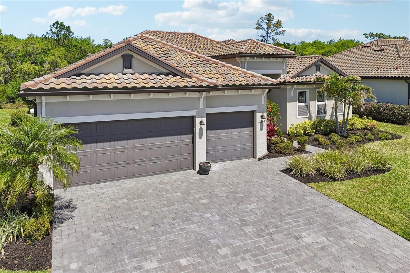 Image 47 of 95 For 16309 Tradewind Terrace