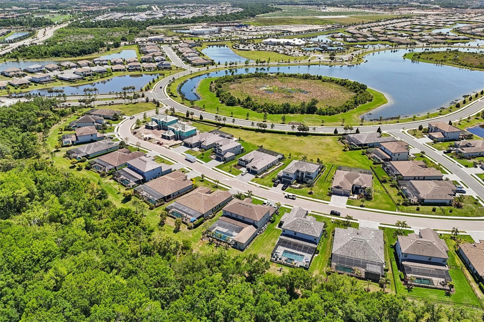 Image 60 of 95 For 16309 Tradewind Terrace