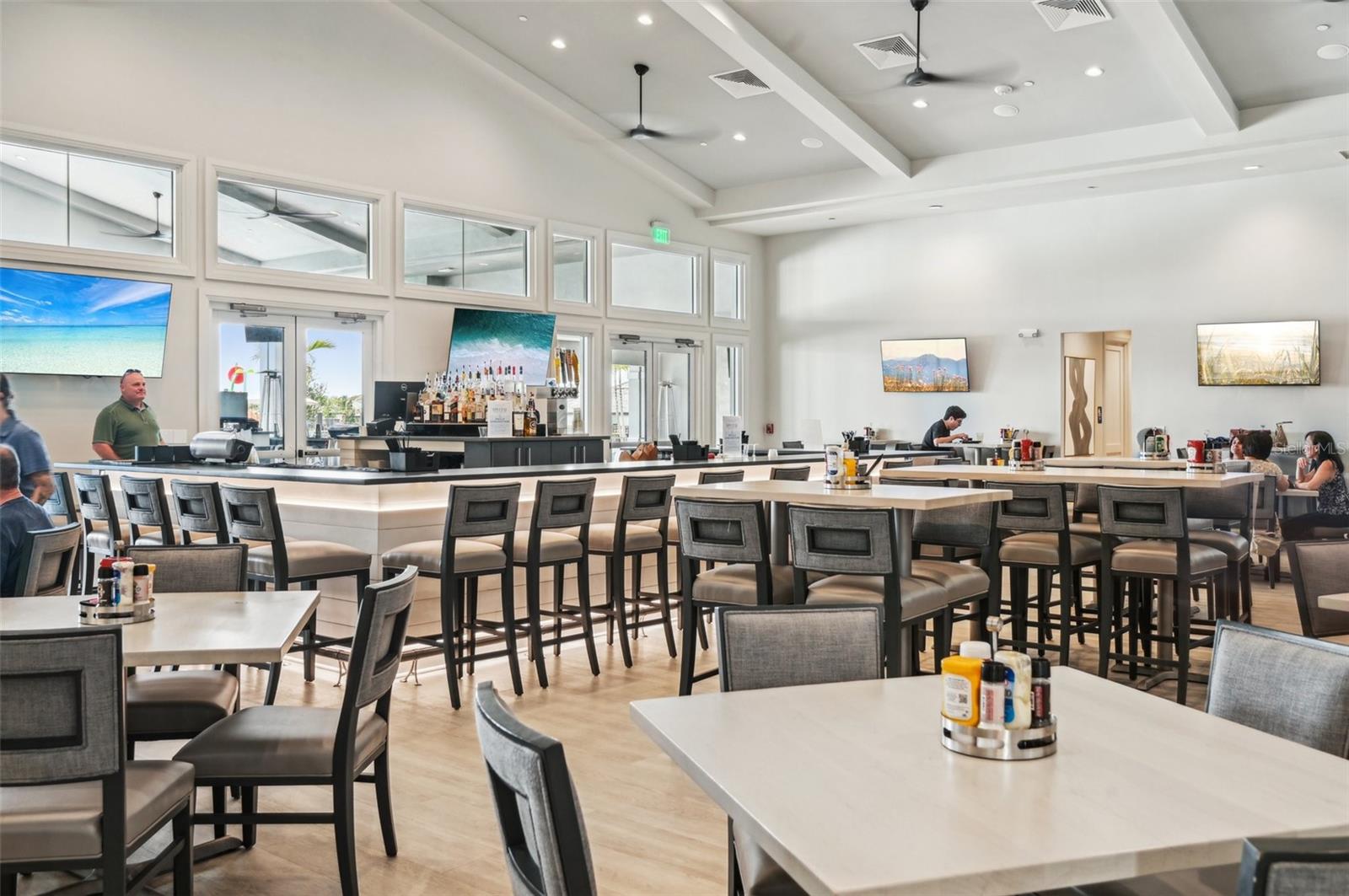 Image 65 of 95 For 16309 Tradewind Terrace