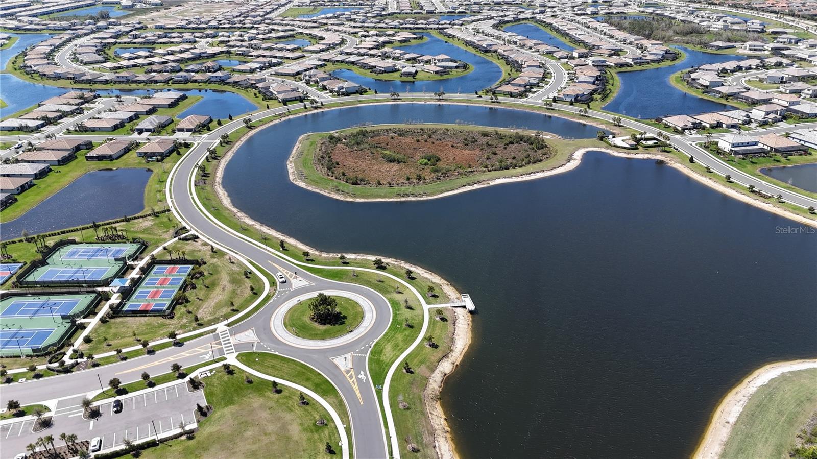 Image 76 of 95 For 16309 Tradewind Terrace