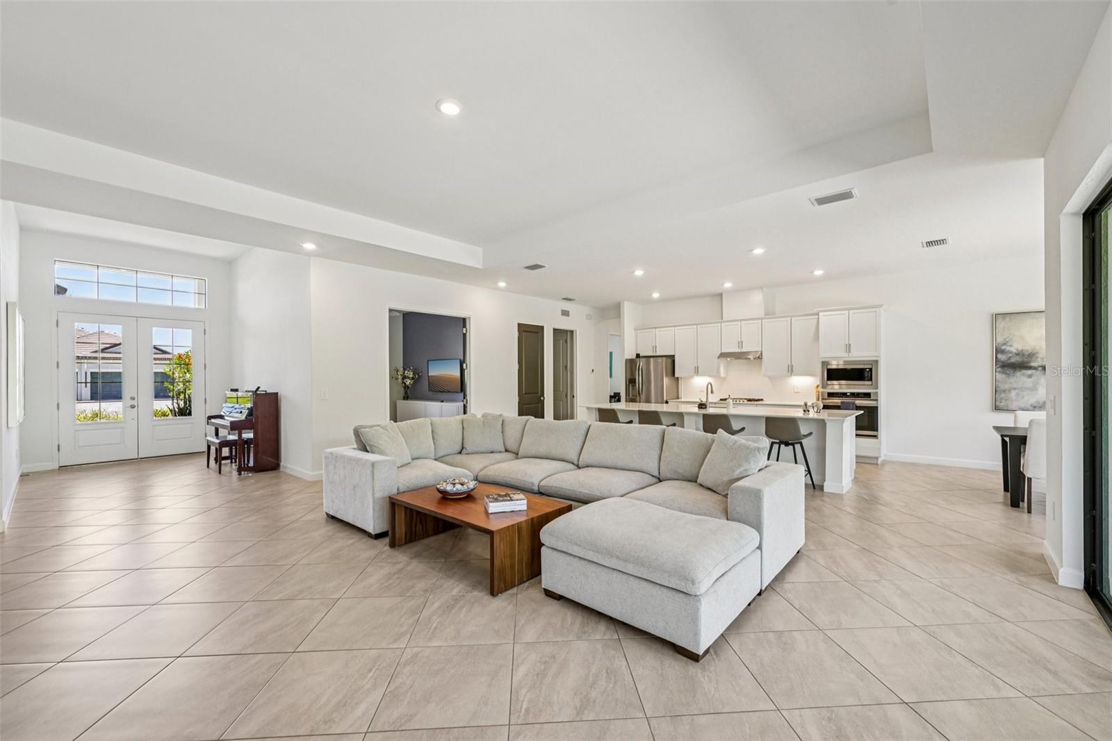 Image 8 of 95 For 16309 Tradewind Terrace