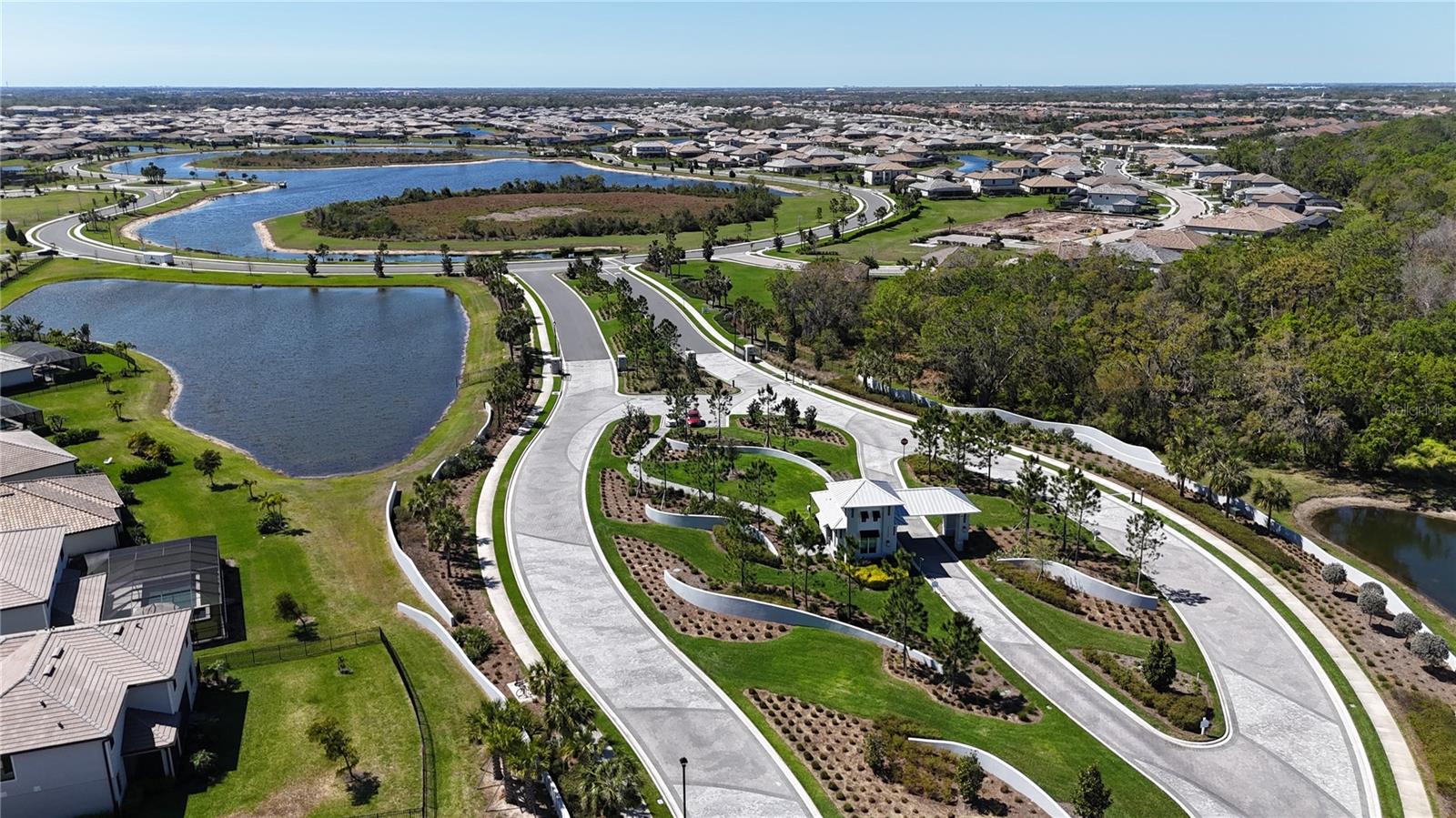 Image 89 of 95 For 16309 Tradewind Terrace