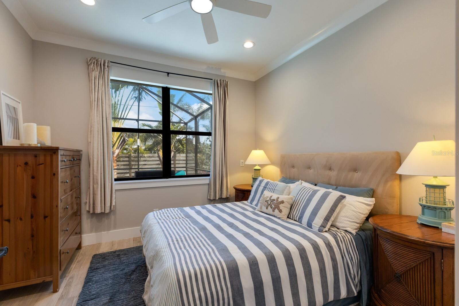 Image 26 of 48 For 2823 Marshall Drive