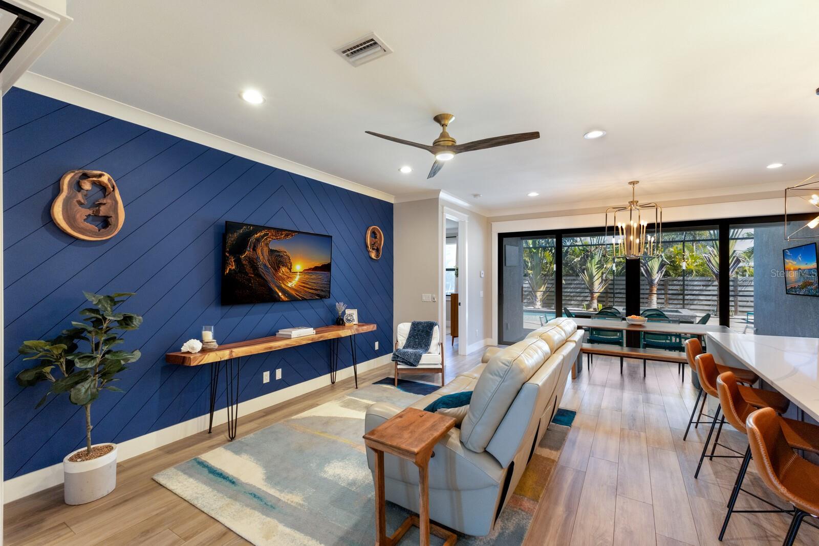 Image 6 of 48 For 2823 Marshall Drive