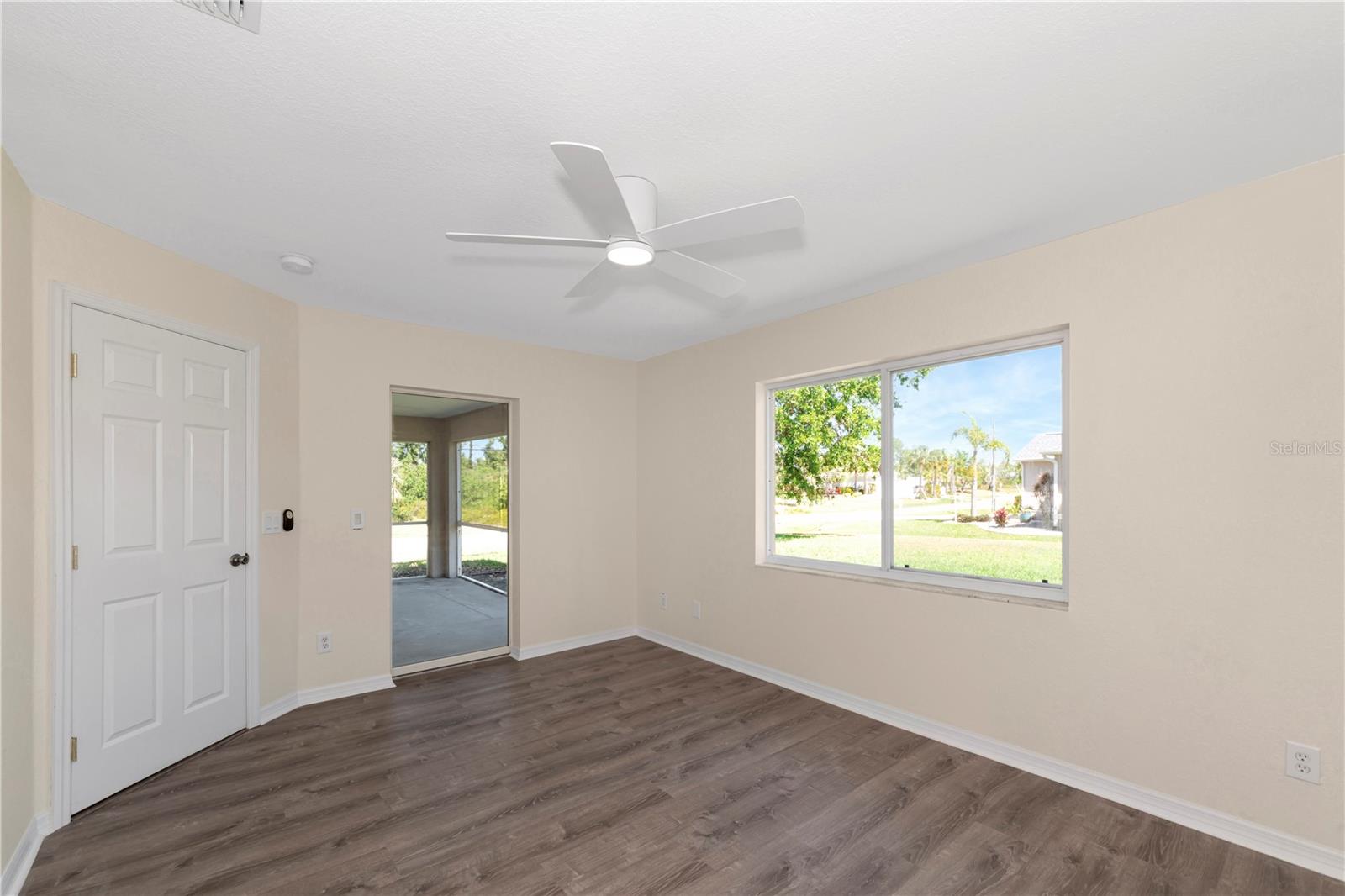 Image 28 of 32 For 1401 Hedgewood Circle