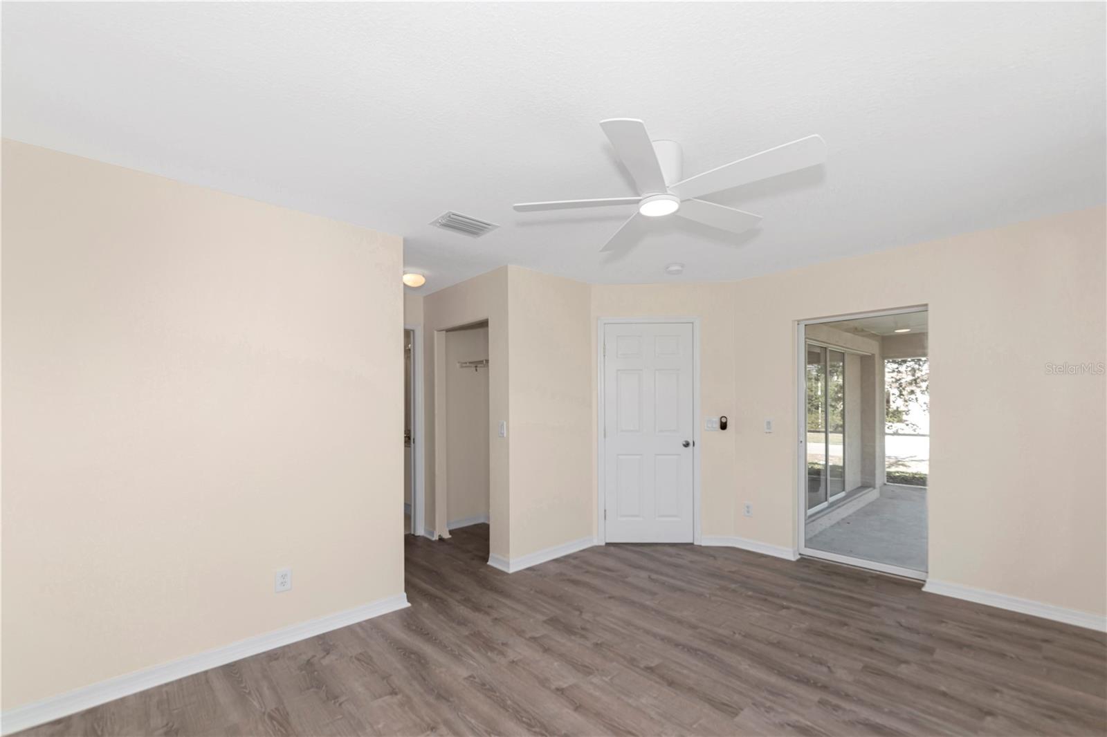 Image 29 of 32 For 1401 Hedgewood Circle