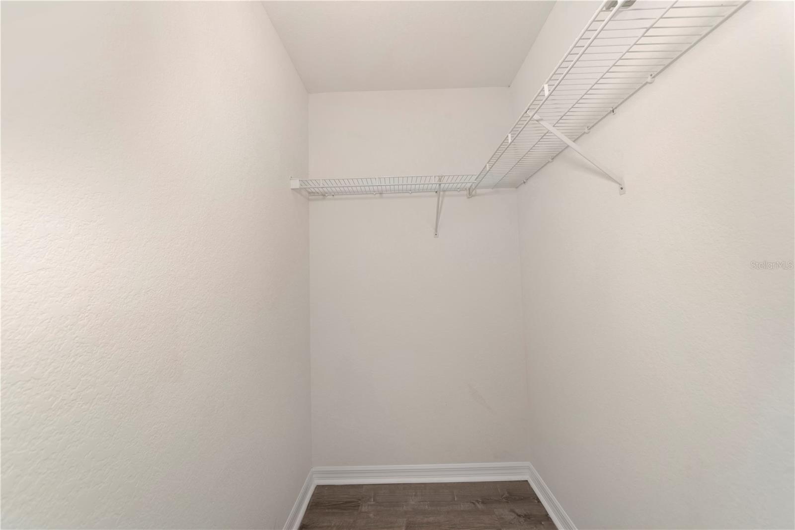 Image 30 of 32 For 1401 Hedgewood Circle