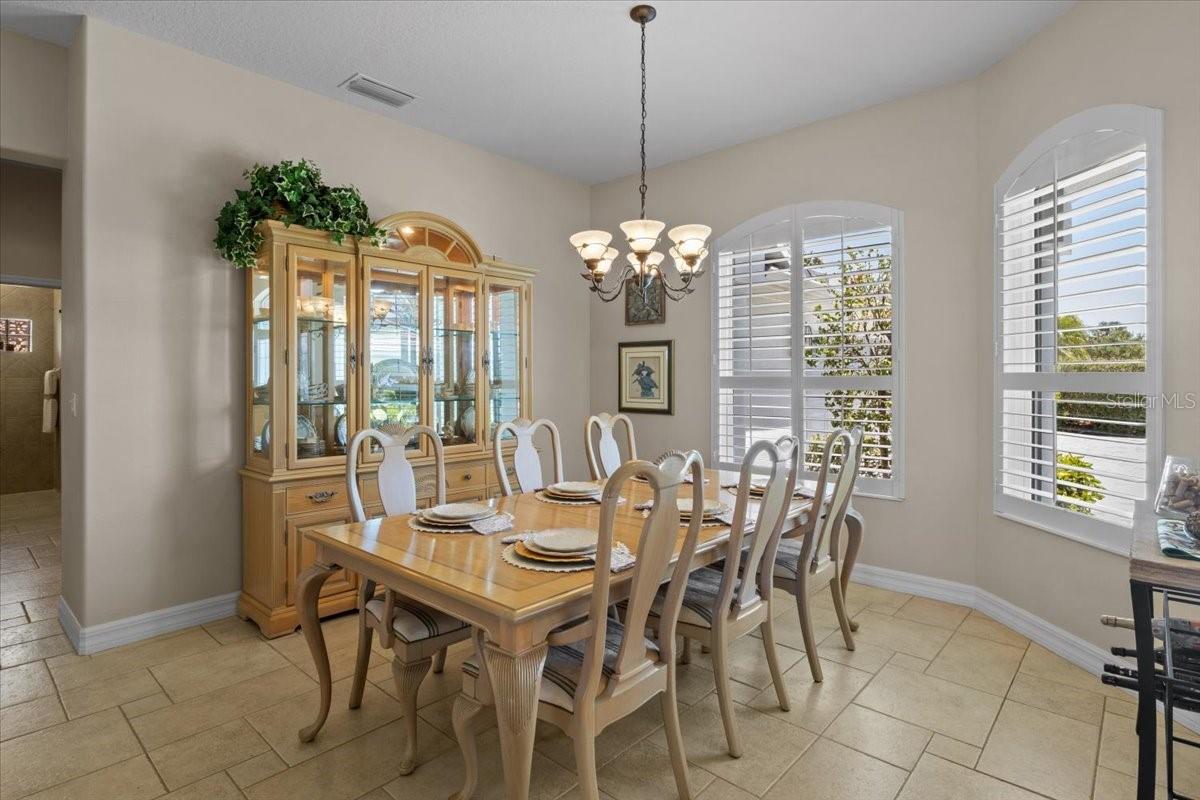 Image 12 of 93 For 3517 Little Country Road