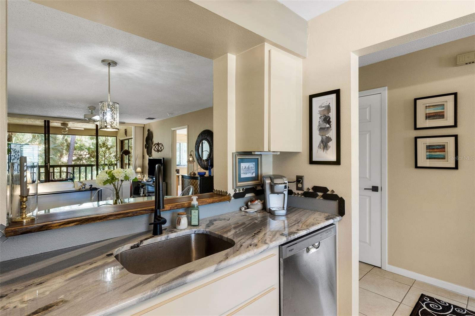 Image 14 of 43 For 5252 Lake Village Drive # 54