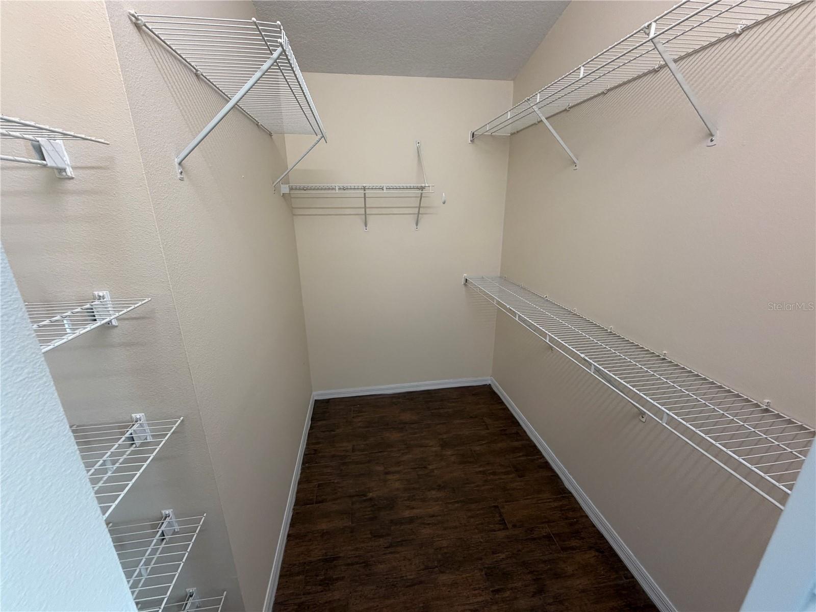 Image 15 of 27 For 7224 49th Avenue E