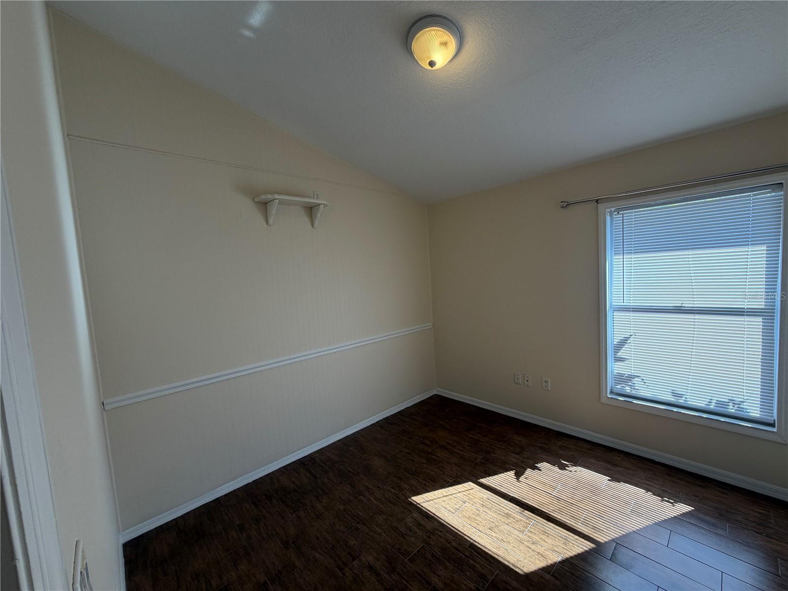 Image 16 of 27 For 7224 49th Avenue E