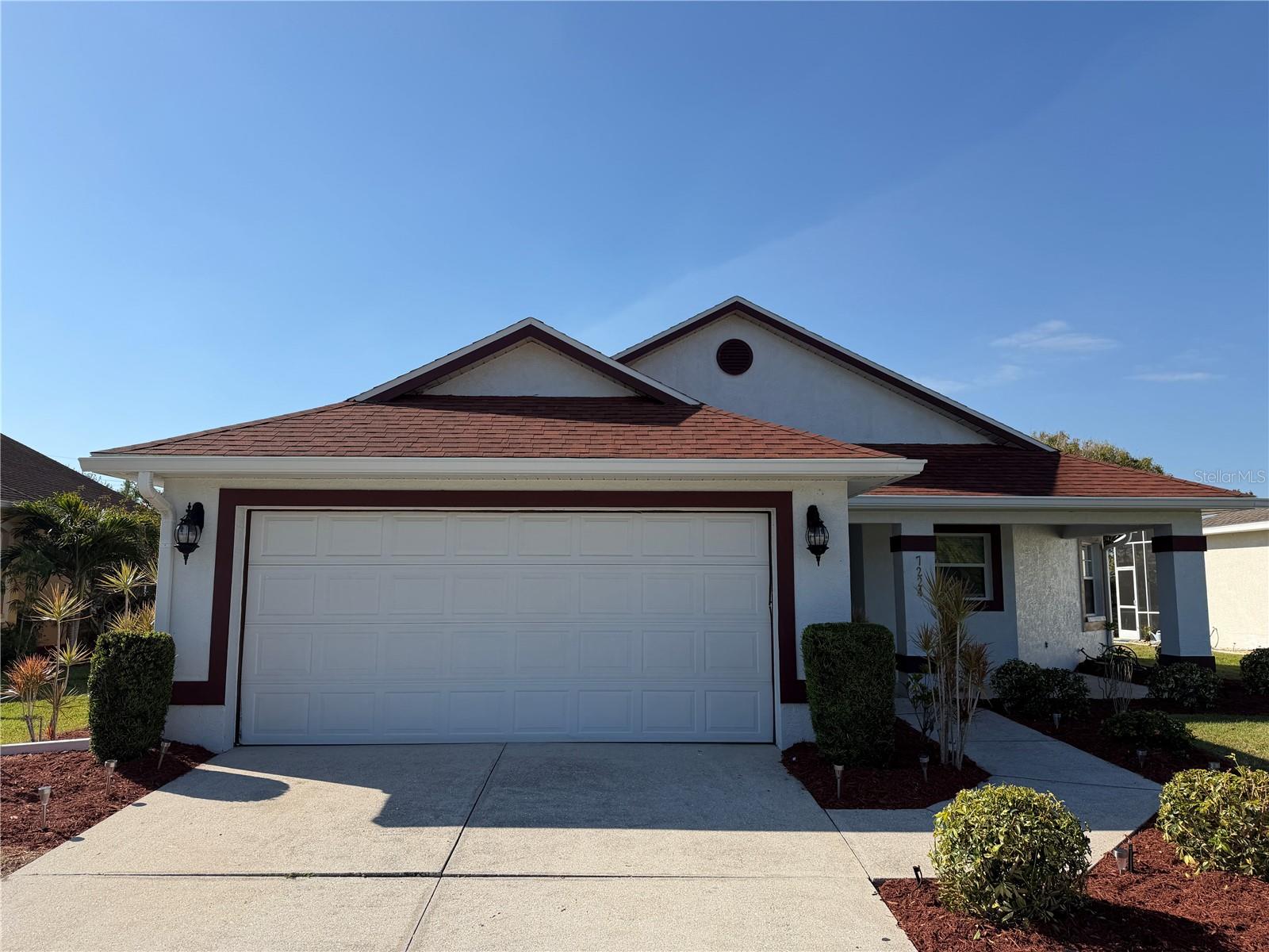 Image 2 of 27 For 7224 49th Avenue E