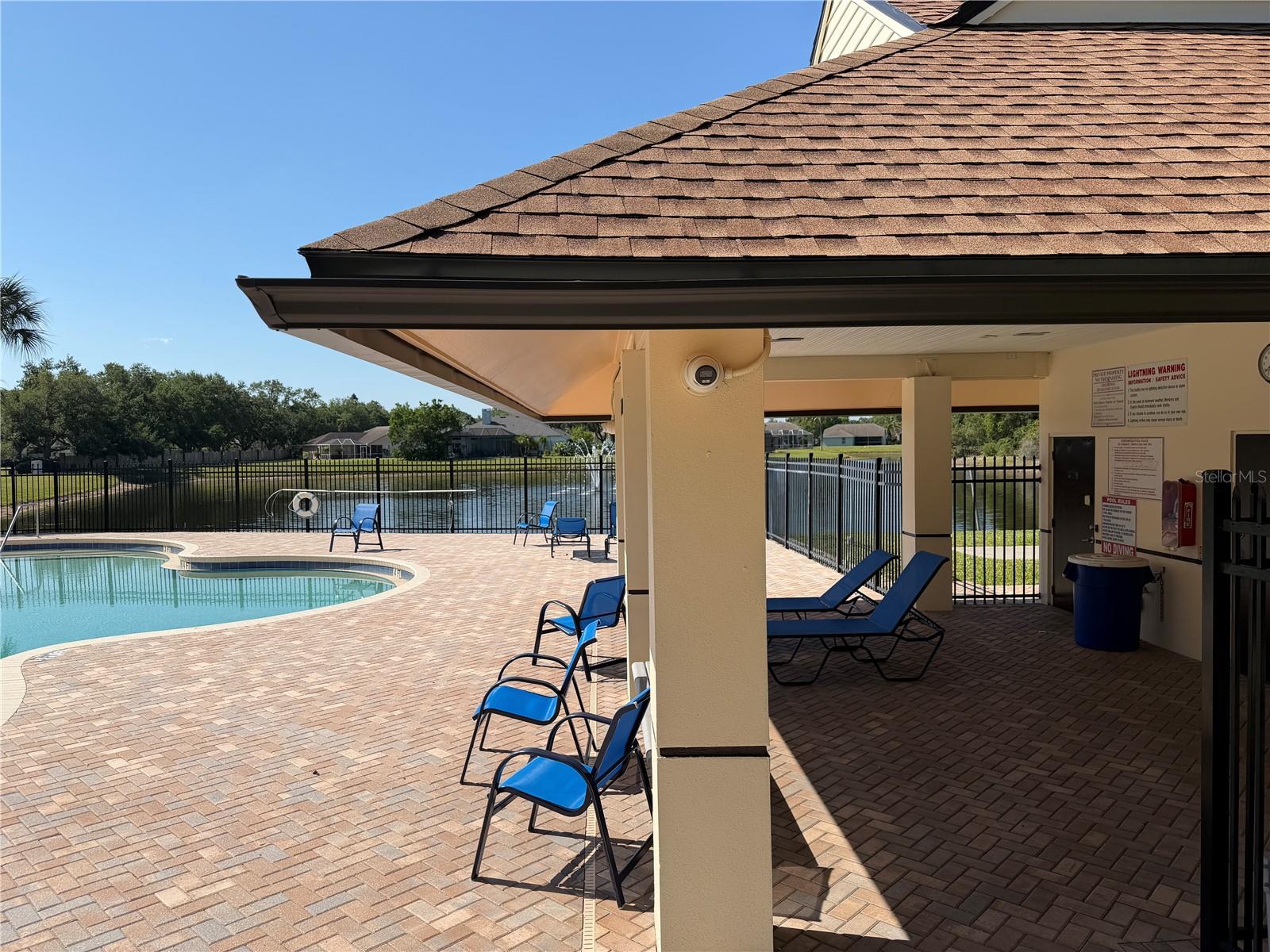 Image 24 of 27 For 7224 49th Avenue E