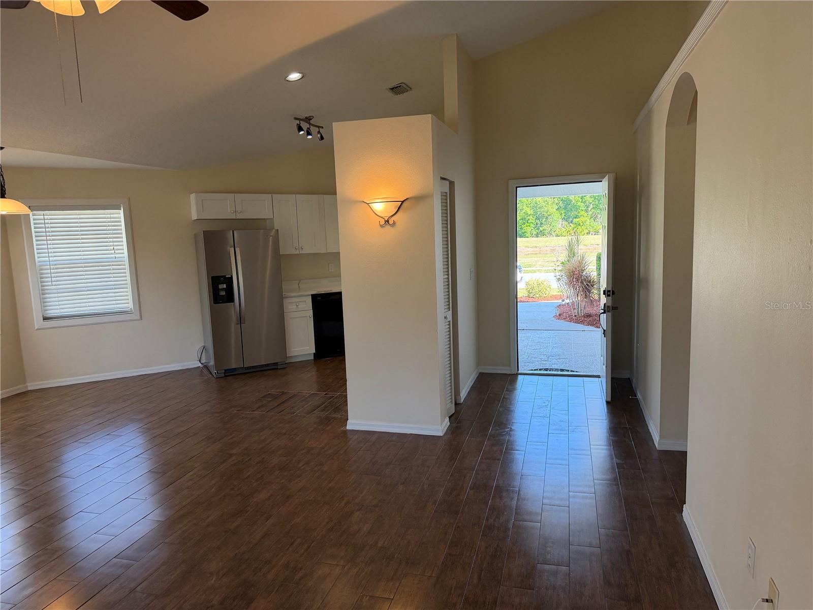 Image 3 of 27 For 7224 49th Avenue E